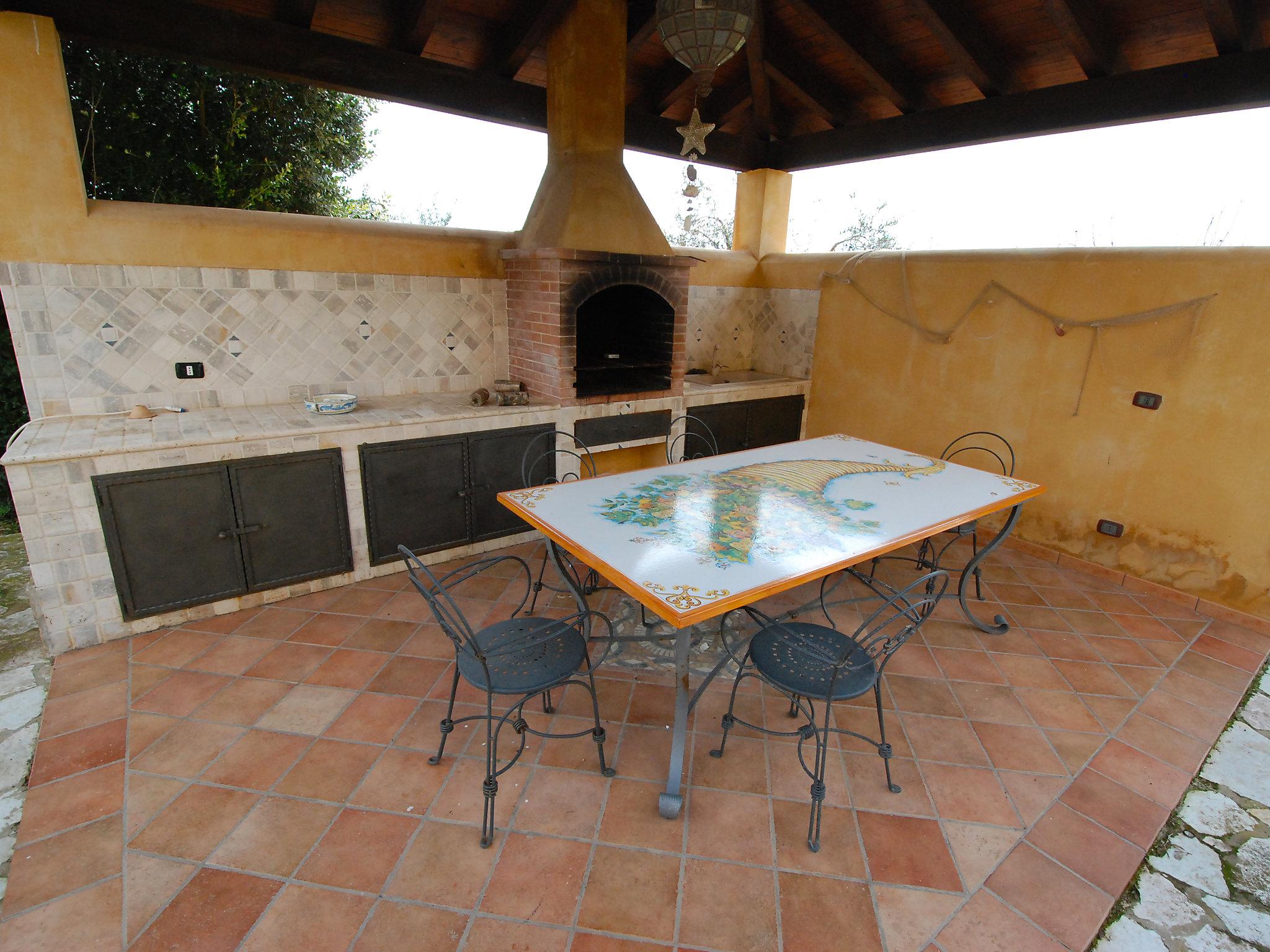 Photo 20 - Maison de 4 chambres à Castelvetrano avec piscine privée et vues à la mer
