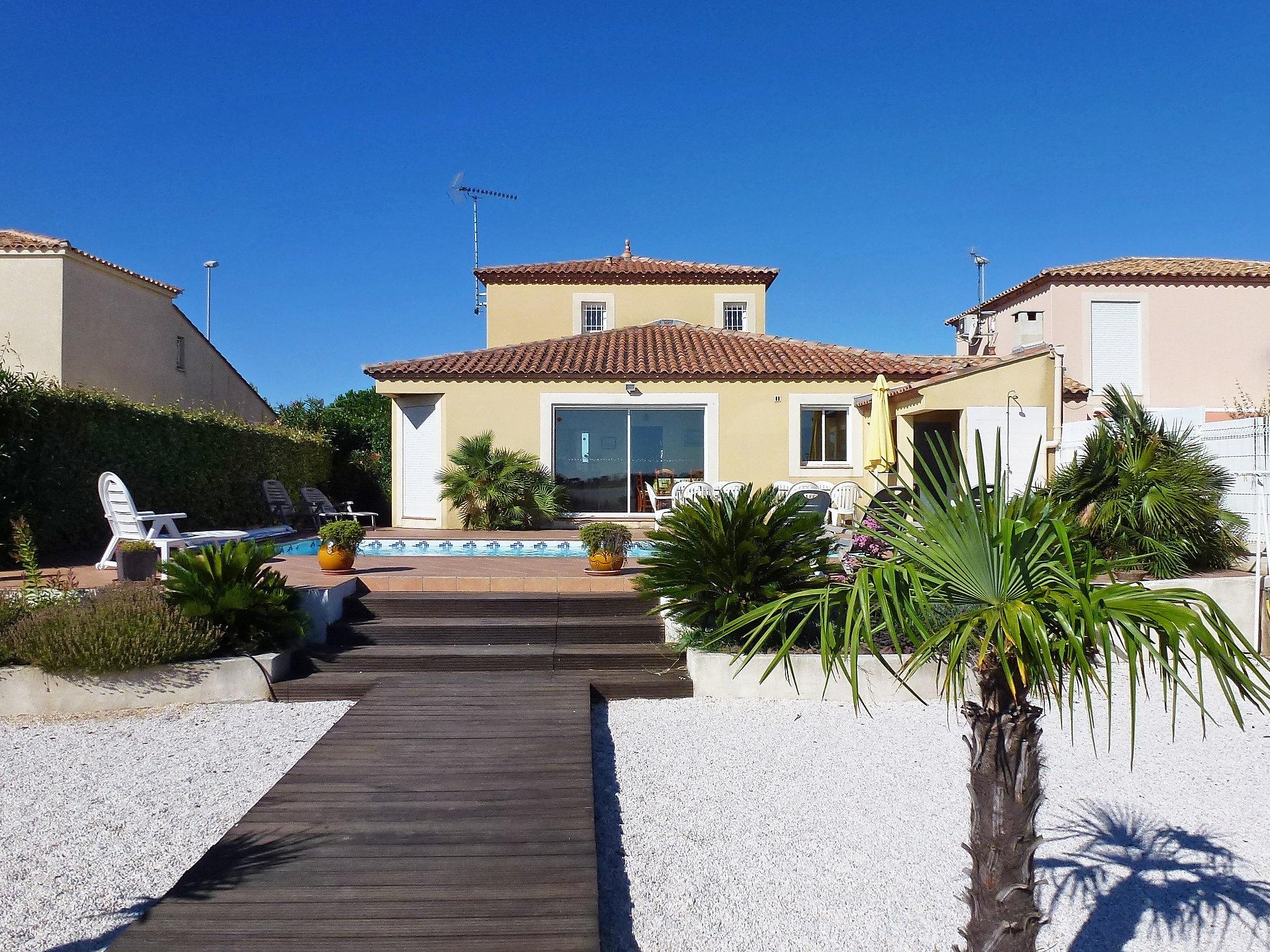 Photo 28 - 5 bedroom House in Le Grau-du-Roi with private pool and sea view