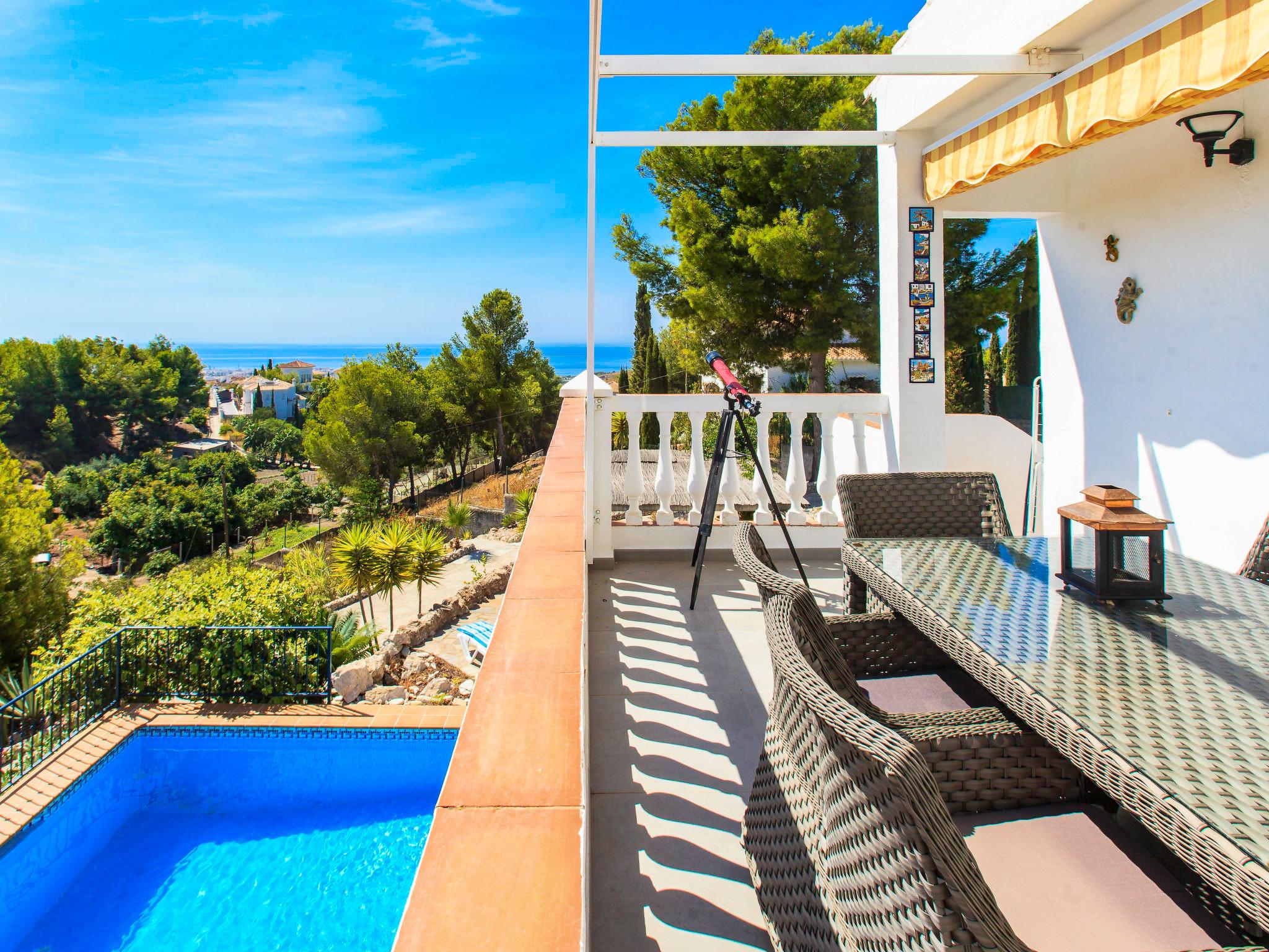 Photo 10 - 4 bedroom House in Frigiliana with private pool and sea view