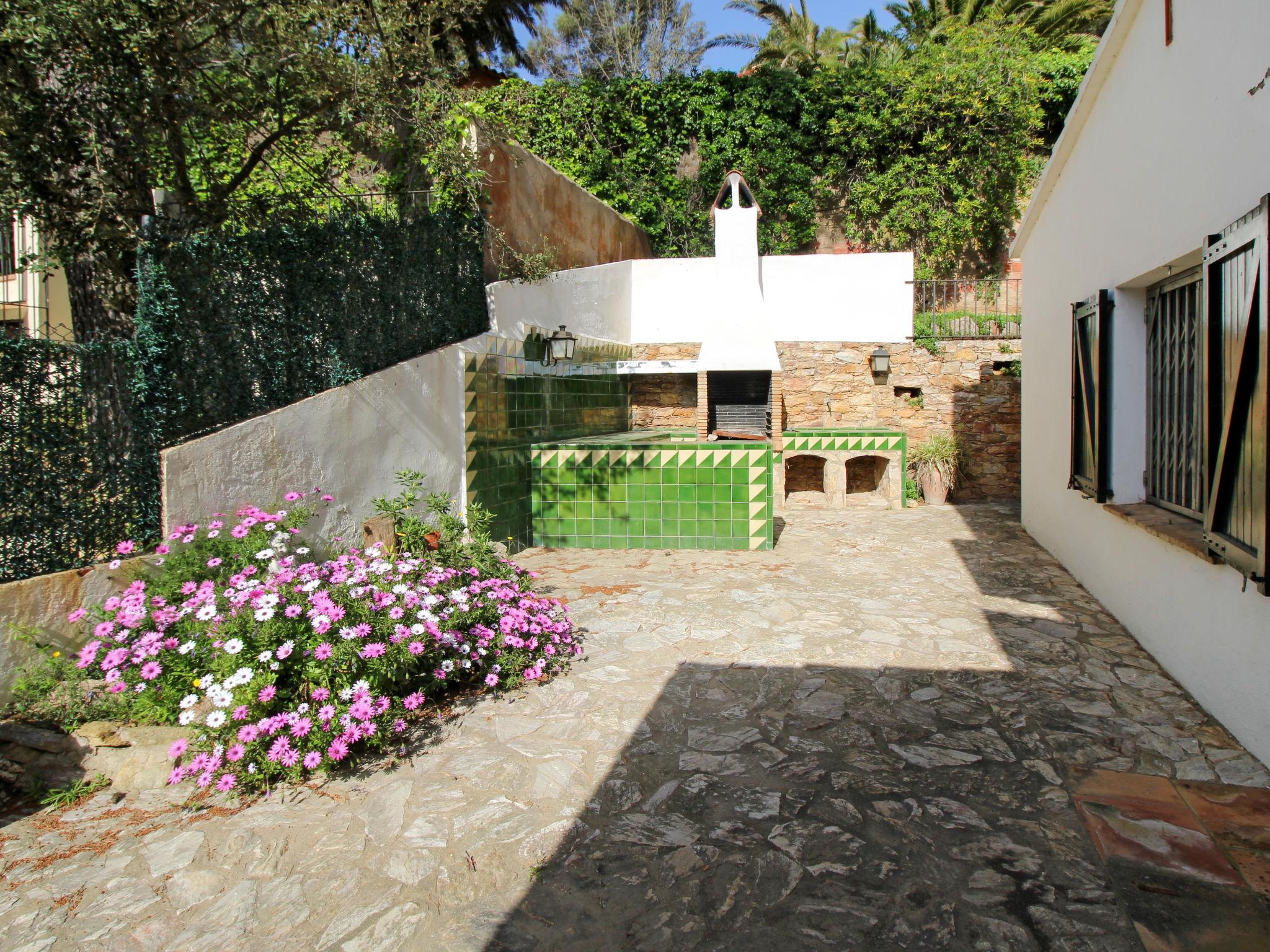 Foto 2 - Casa de 3 habitaciones en Begur con jardín y vistas al mar