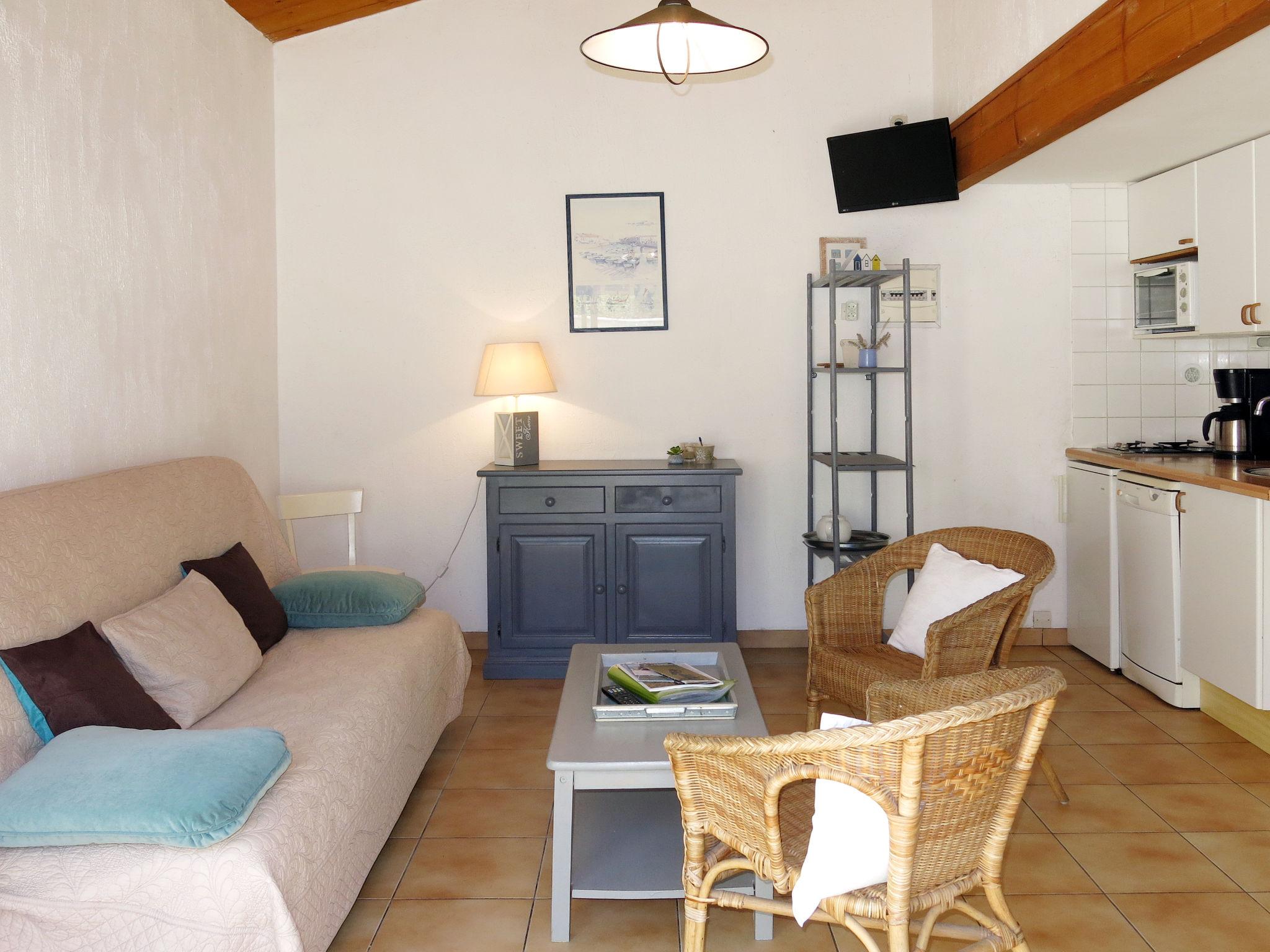 Photo 5 - 2 bedroom House in La Flotte with terrace and sea view