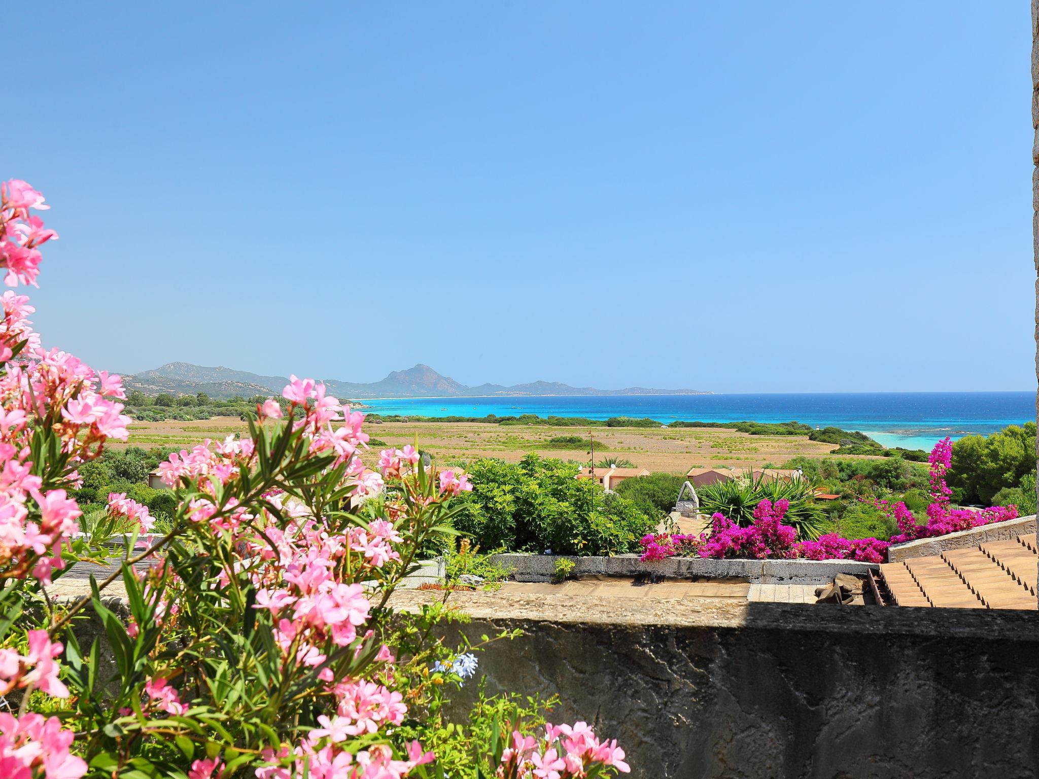 Photo 25 - Maison de 2 chambres à Castiadas avec jardin et vues à la mer