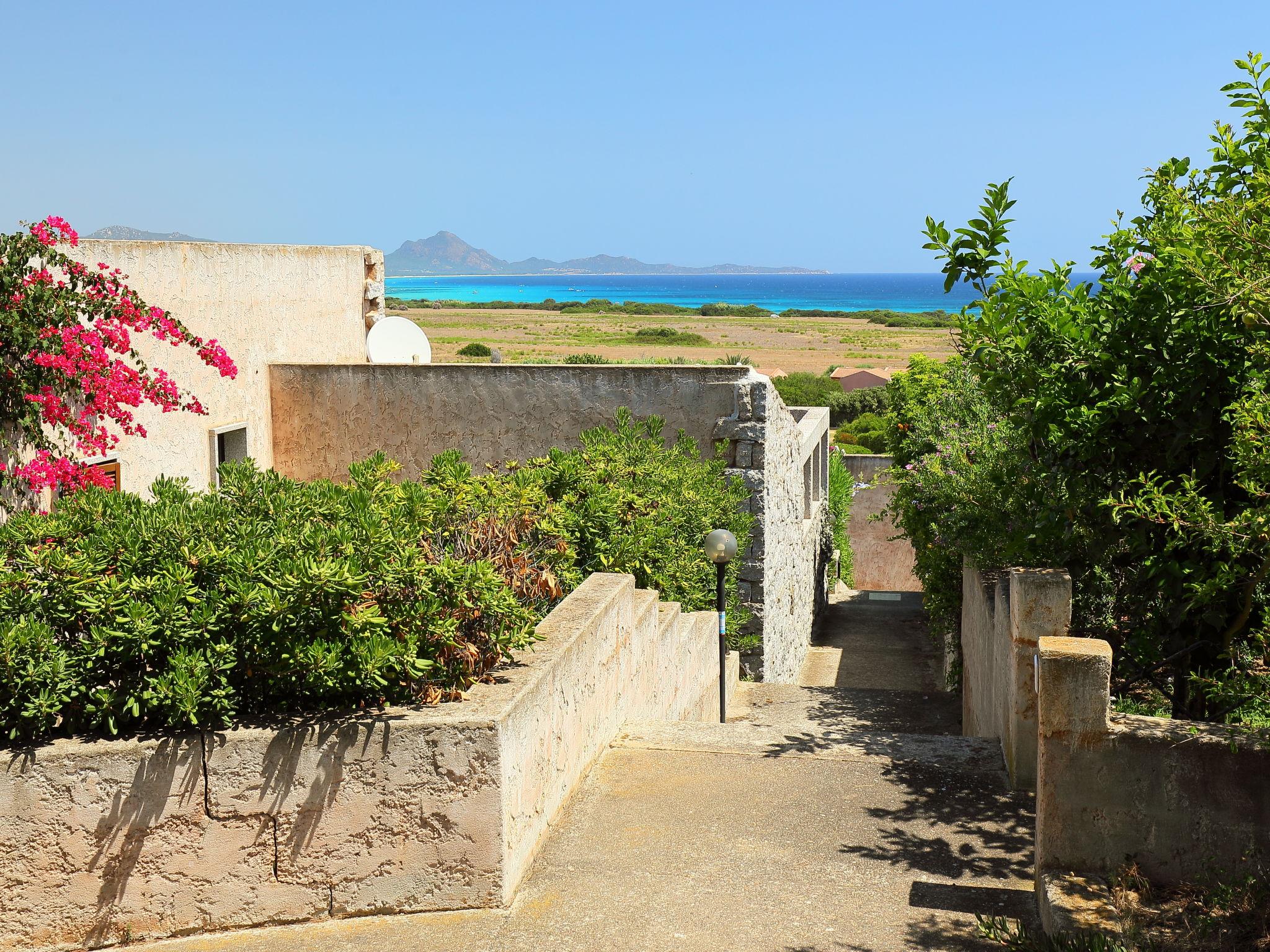 Photo 26 - Maison de 2 chambres à Castiadas avec jardin et vues à la mer