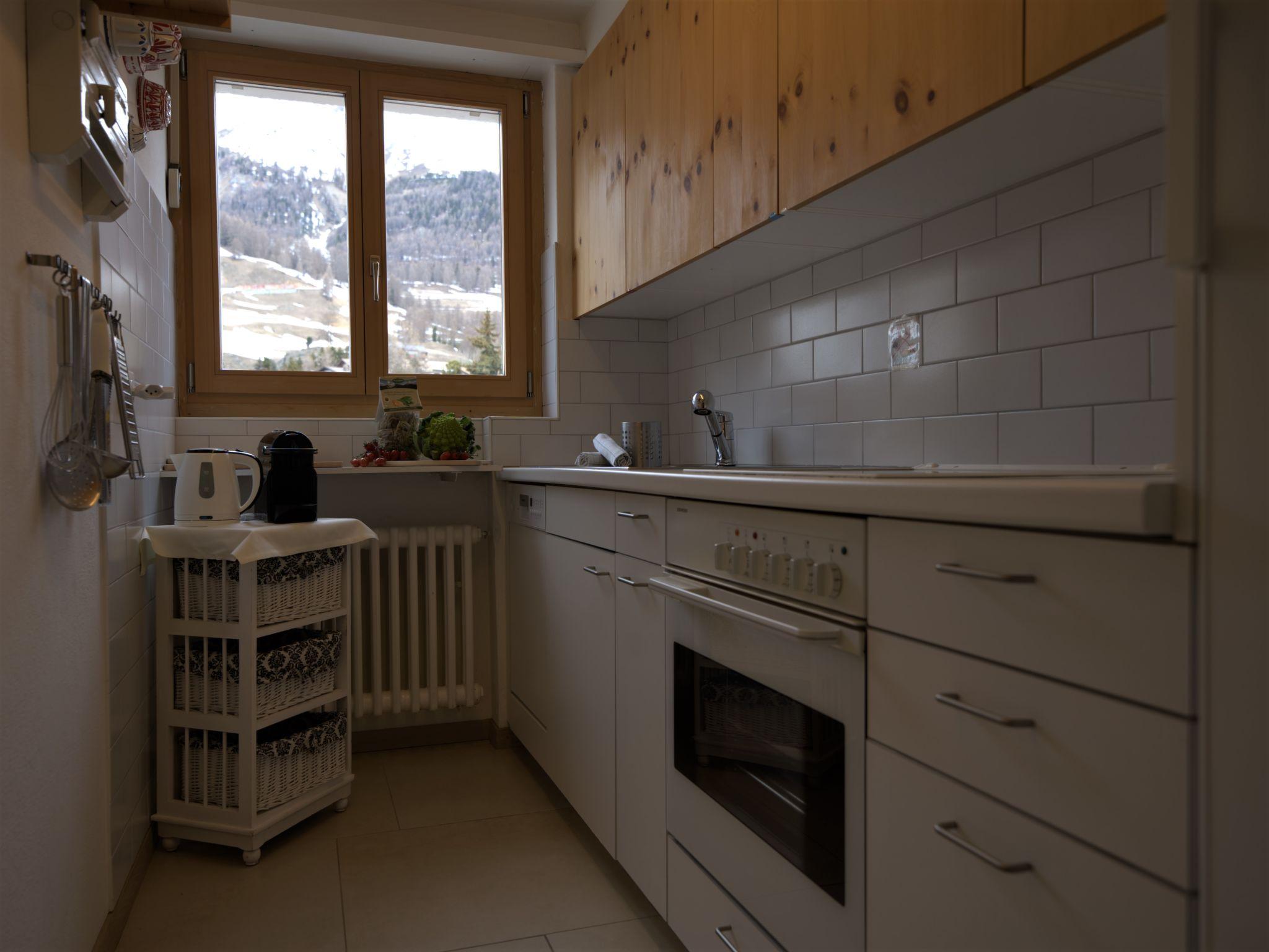 Photo 9 - 3 bedroom Apartment in Celerina/Schlarigna with mountain view