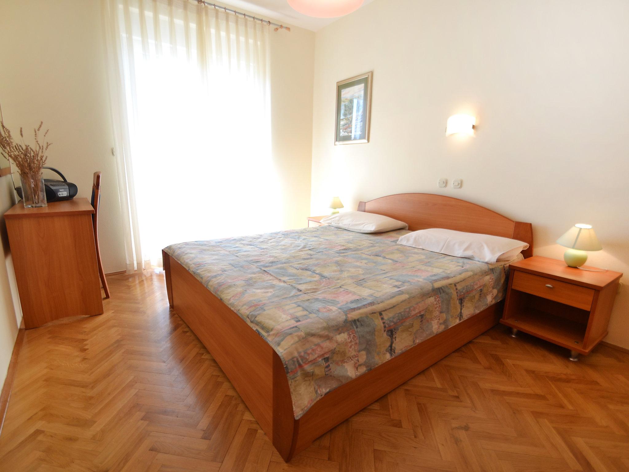 Foto 6 - Apartment mit 1 Schlafzimmer in Obrovac mit blick aufs meer