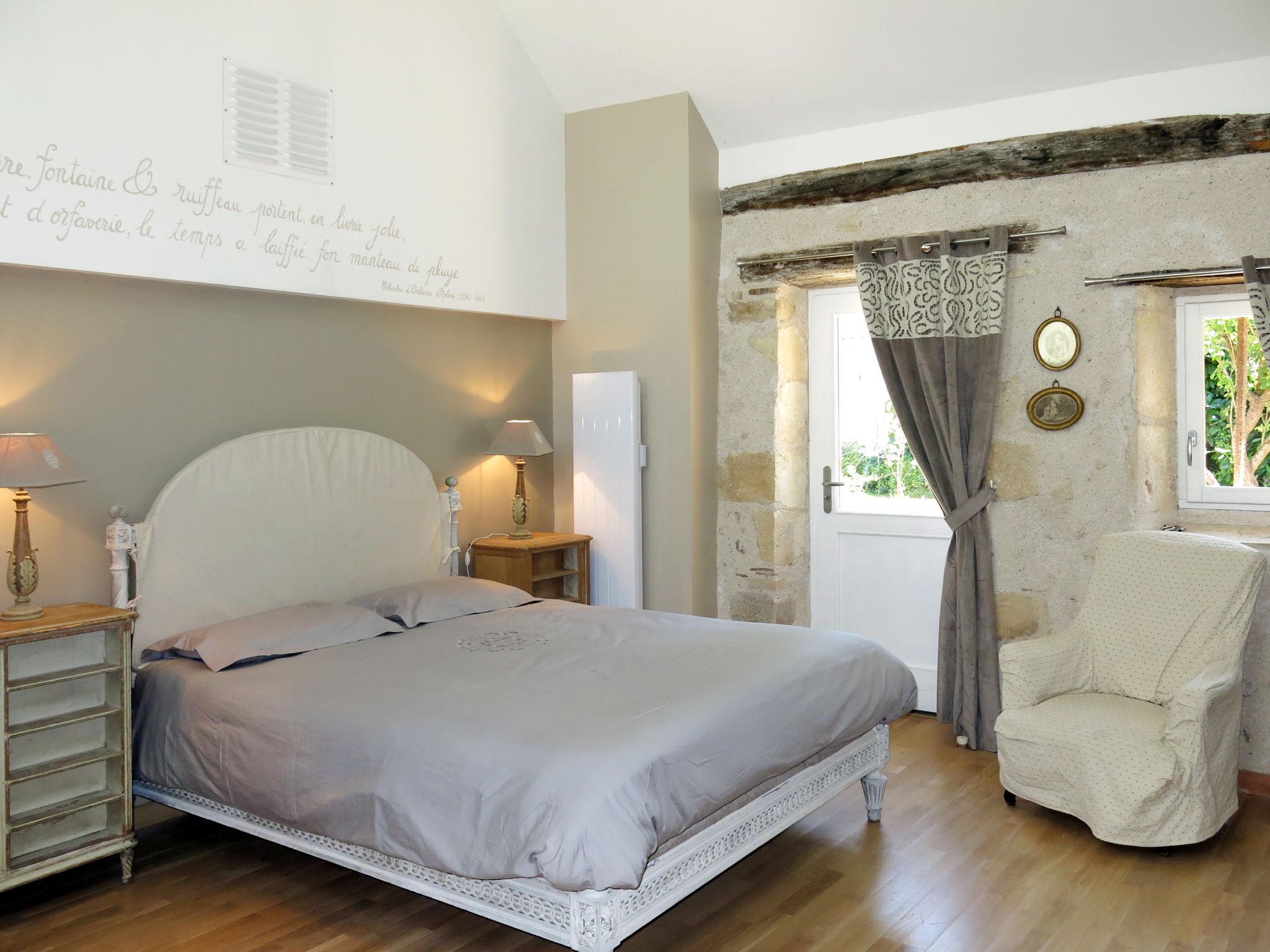 Foto 8 - Haus mit 3 Schlafzimmern in Monteaux mit garten und terrasse