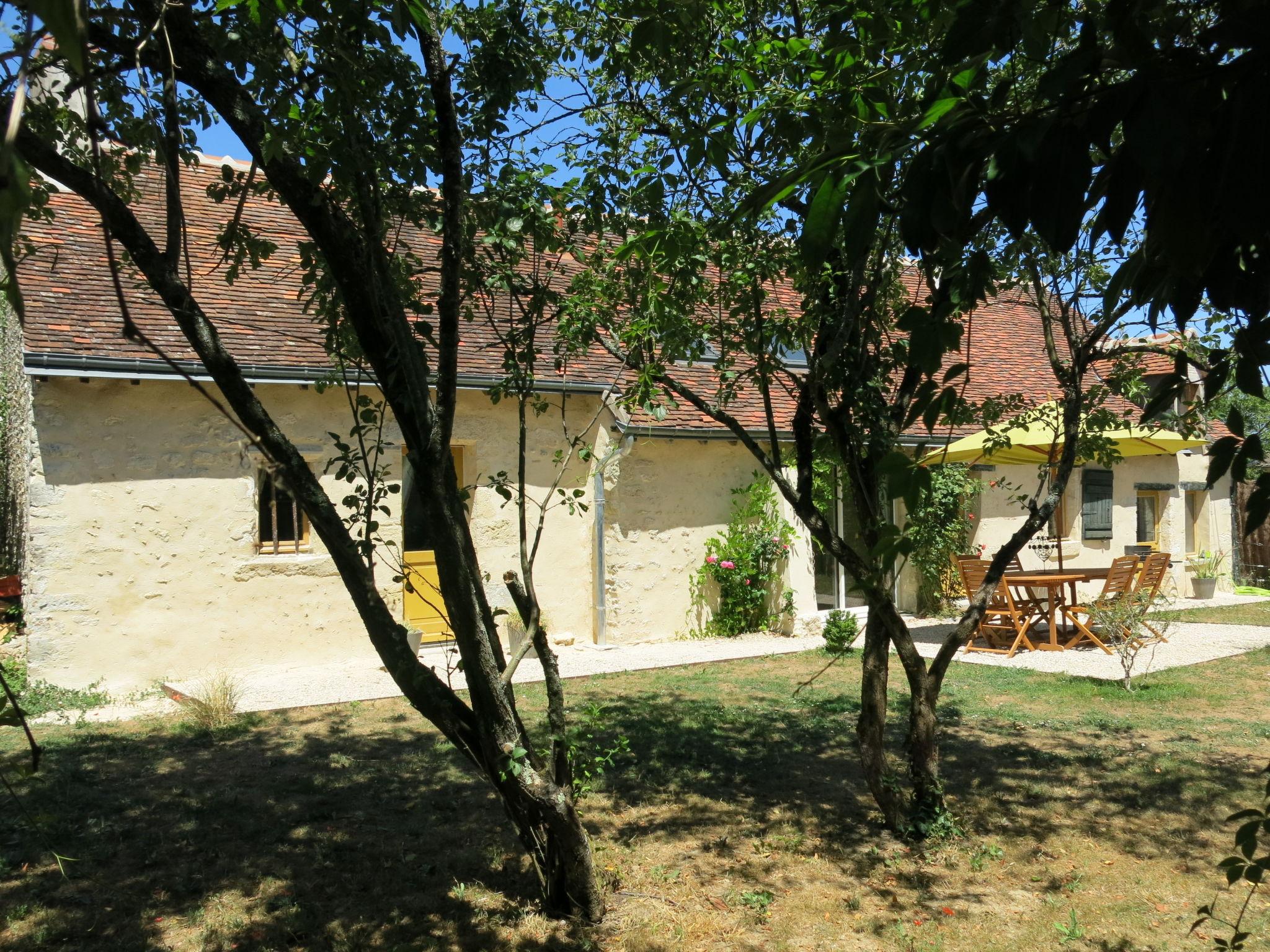 Photo 2 - Maison de 3 chambres à Monteaux avec jardin et terrasse