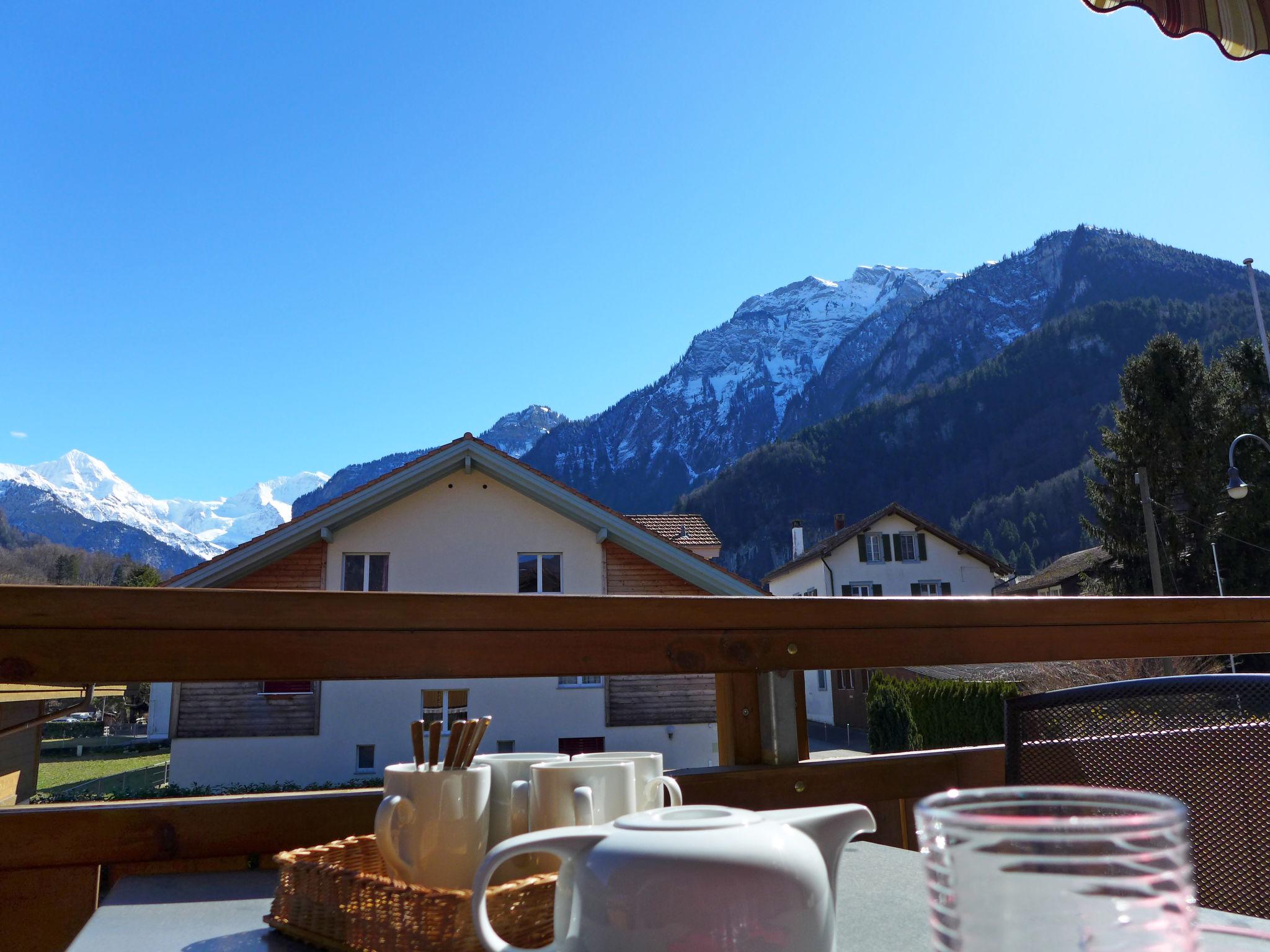 Photo 6 - Appartement de 3 chambres à Wilderswil avec vues sur la montagne