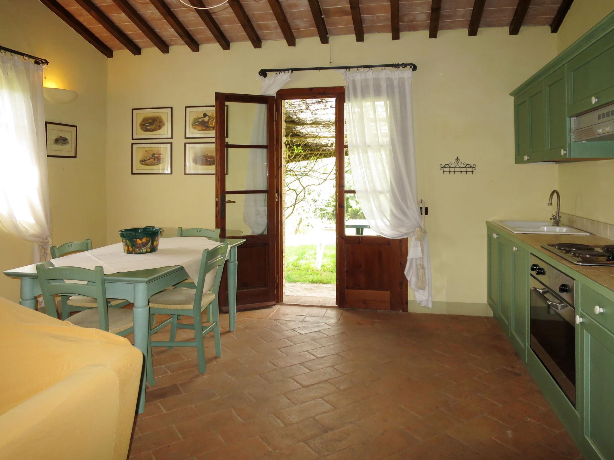 Photo 5 - 2 bedroom House in Monteverdi Marittimo with swimming pool and garden