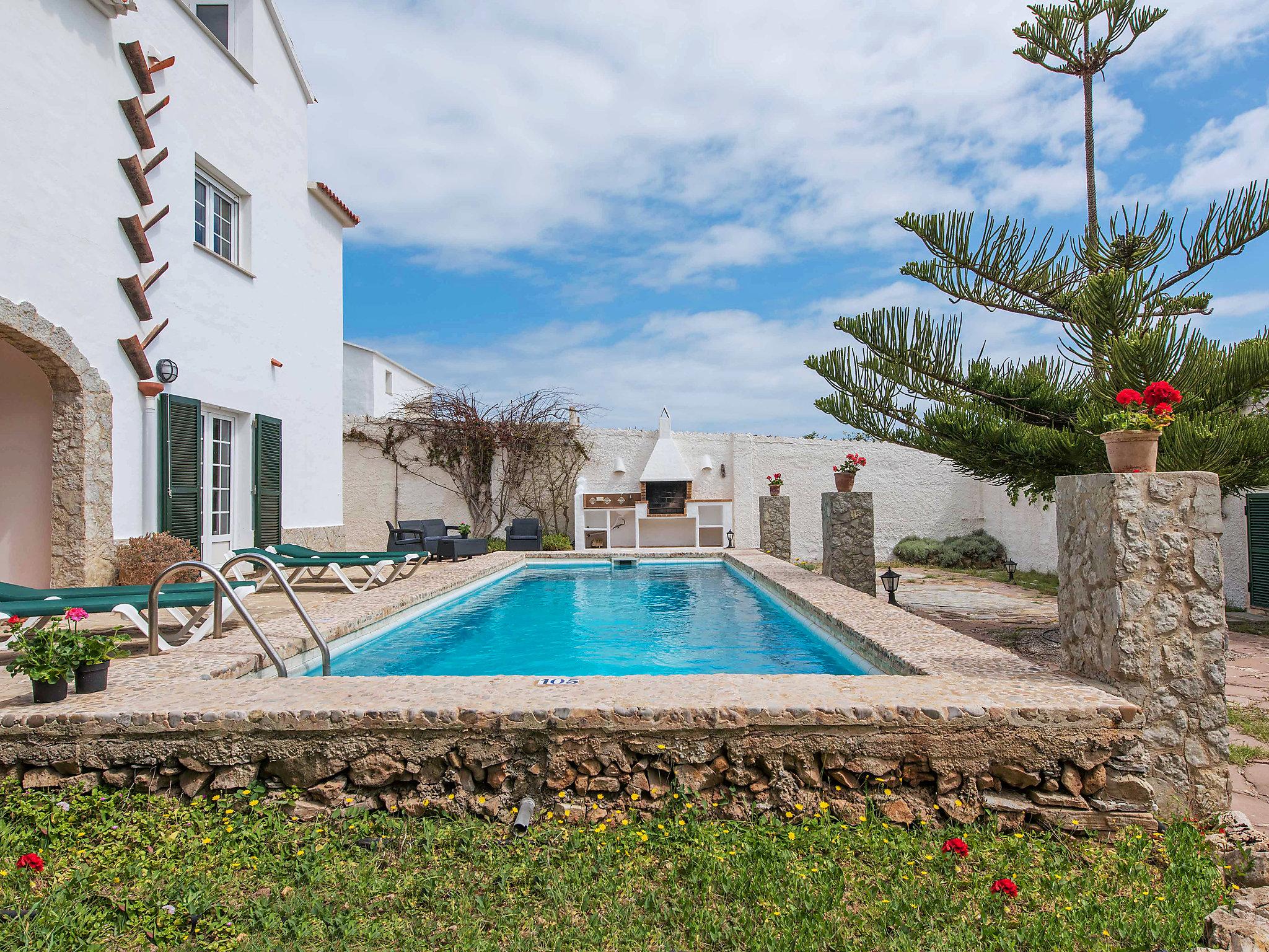 Foto 5 - Haus mit 6 Schlafzimmern in Es Mercadal mit privater pool und blick aufs meer