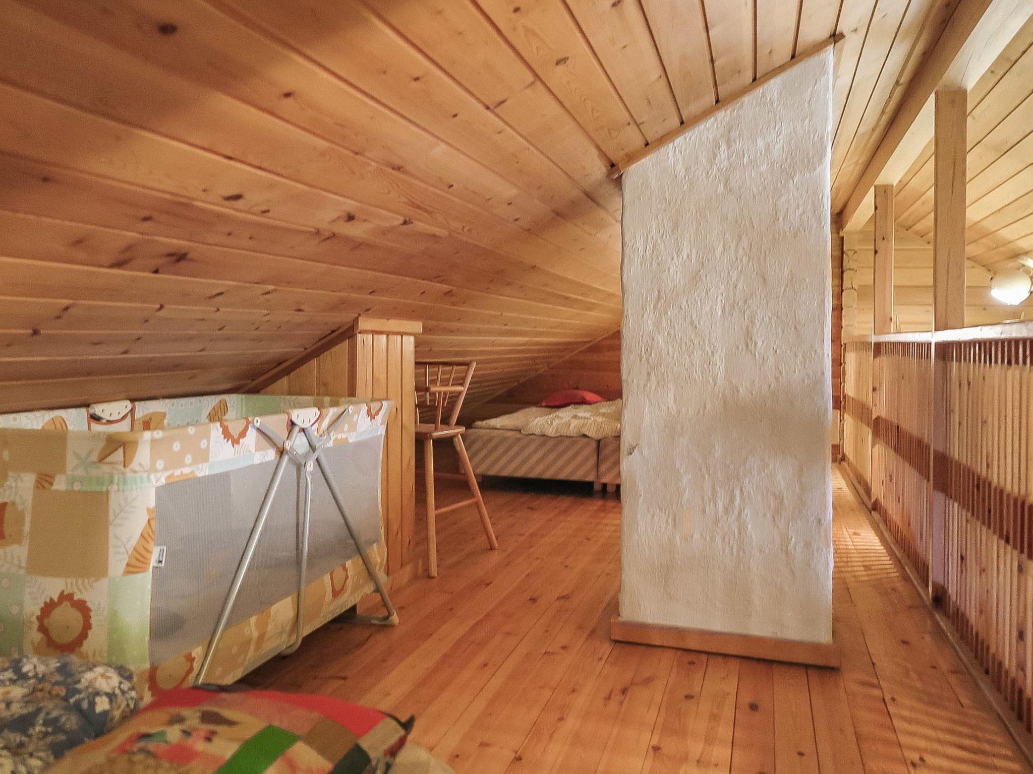 Foto 15 - Casa con 3 camere da letto a Sodankylä con sauna e vista sulle montagne