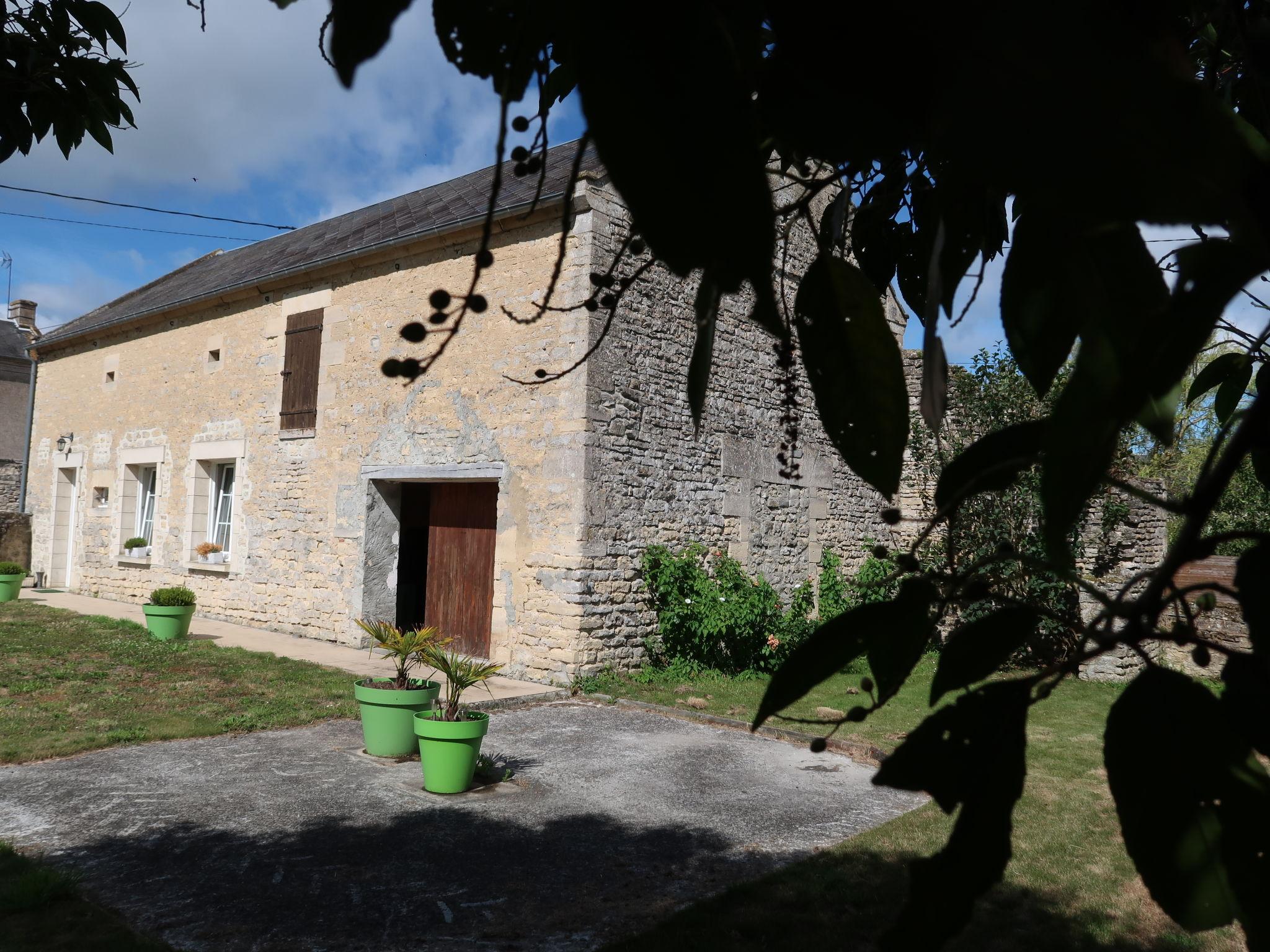 Photo 13 - Maison de 1 chambre à Commes avec jardin et terrasse