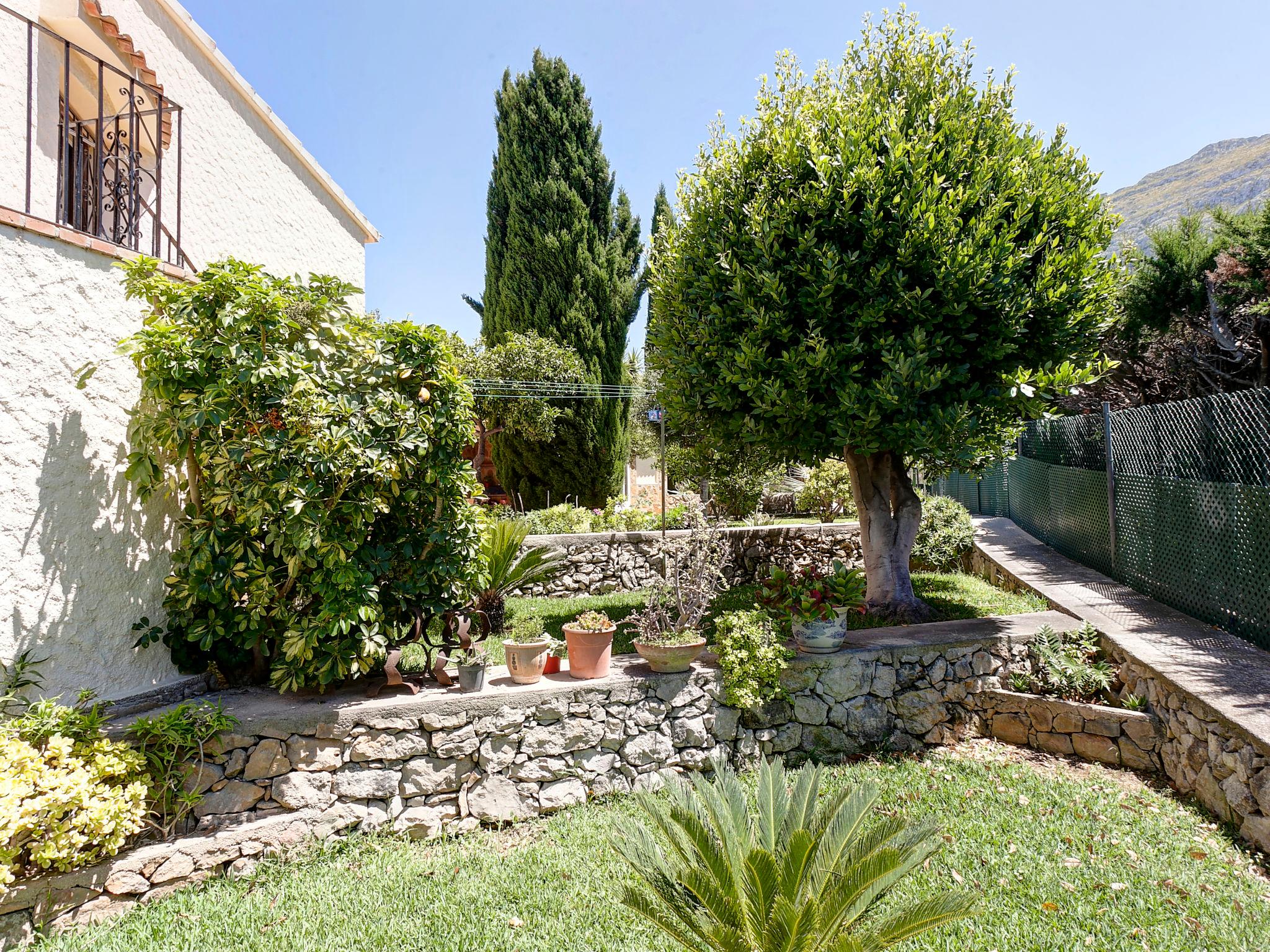 Foto 12 - Casa con 3 camere da letto a Dénia con piscina privata e giardino