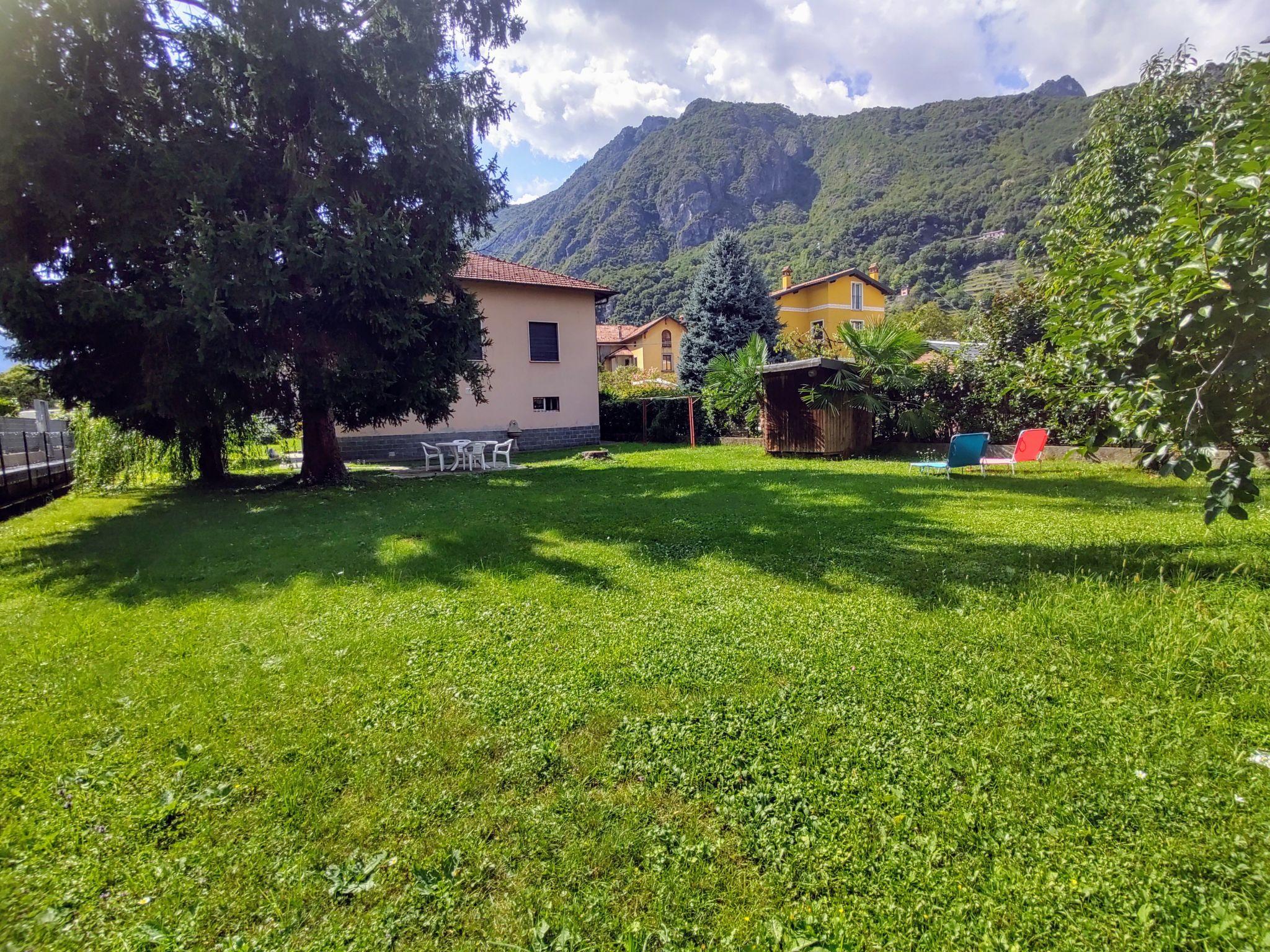 Photo 3 - Appartement de 1 chambre à Porlezza avec jardin et vues sur la montagne
