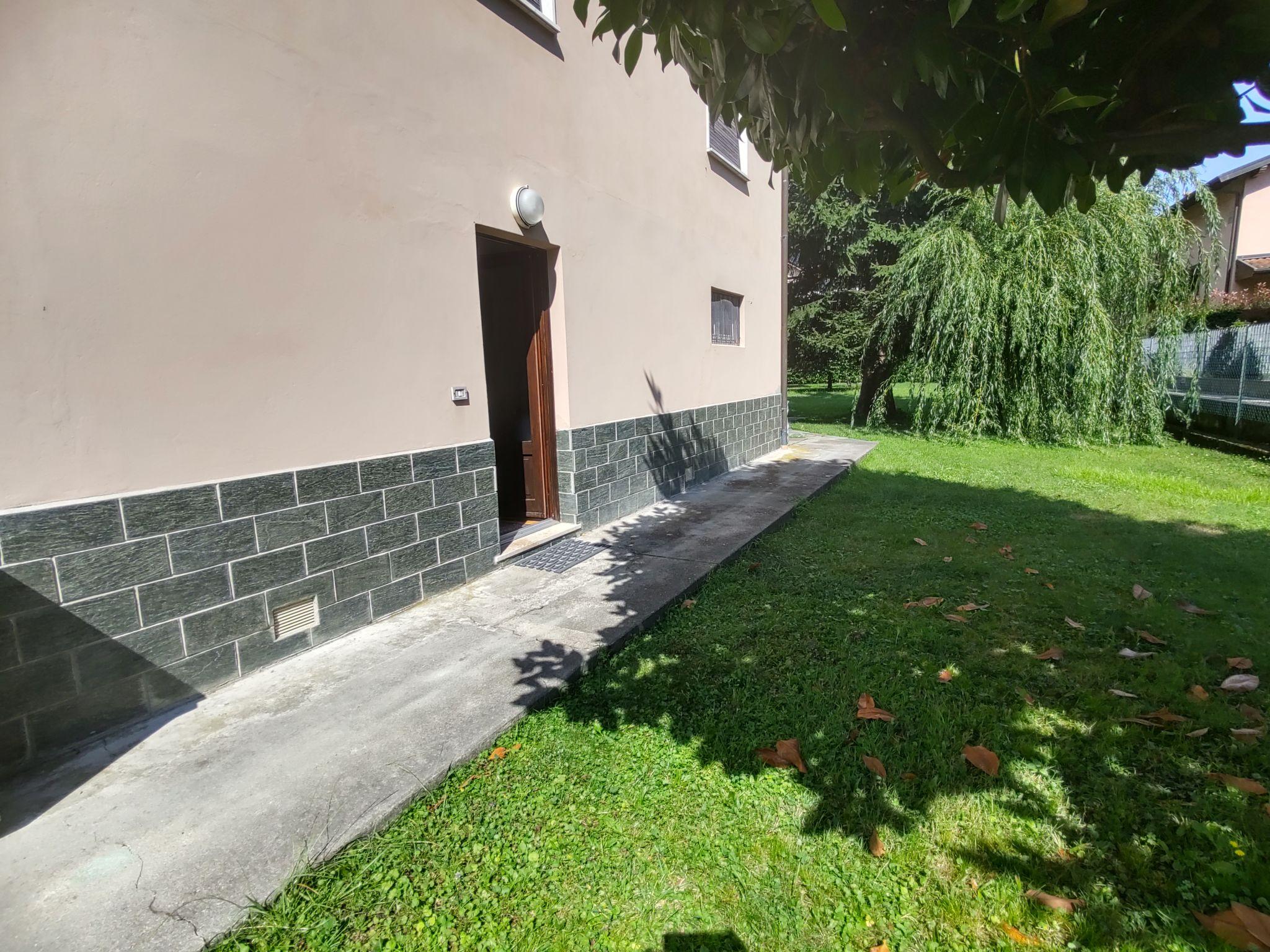 Photo 14 - 1 bedroom Apartment in Porlezza with garden and mountain view