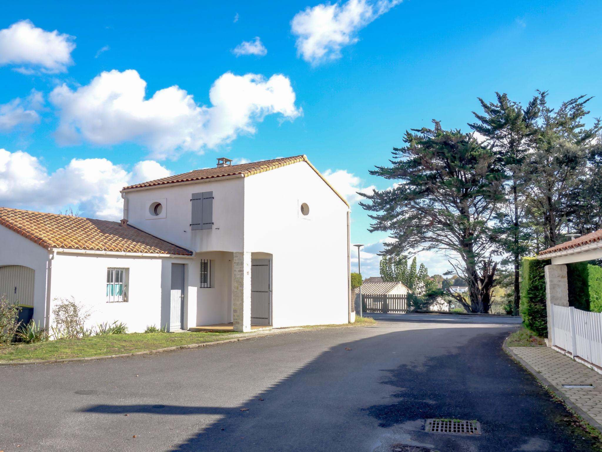 Foto 16 - Casa con 2 camere da letto a Saint-Palais-sur-Mer con giardino e terrazza