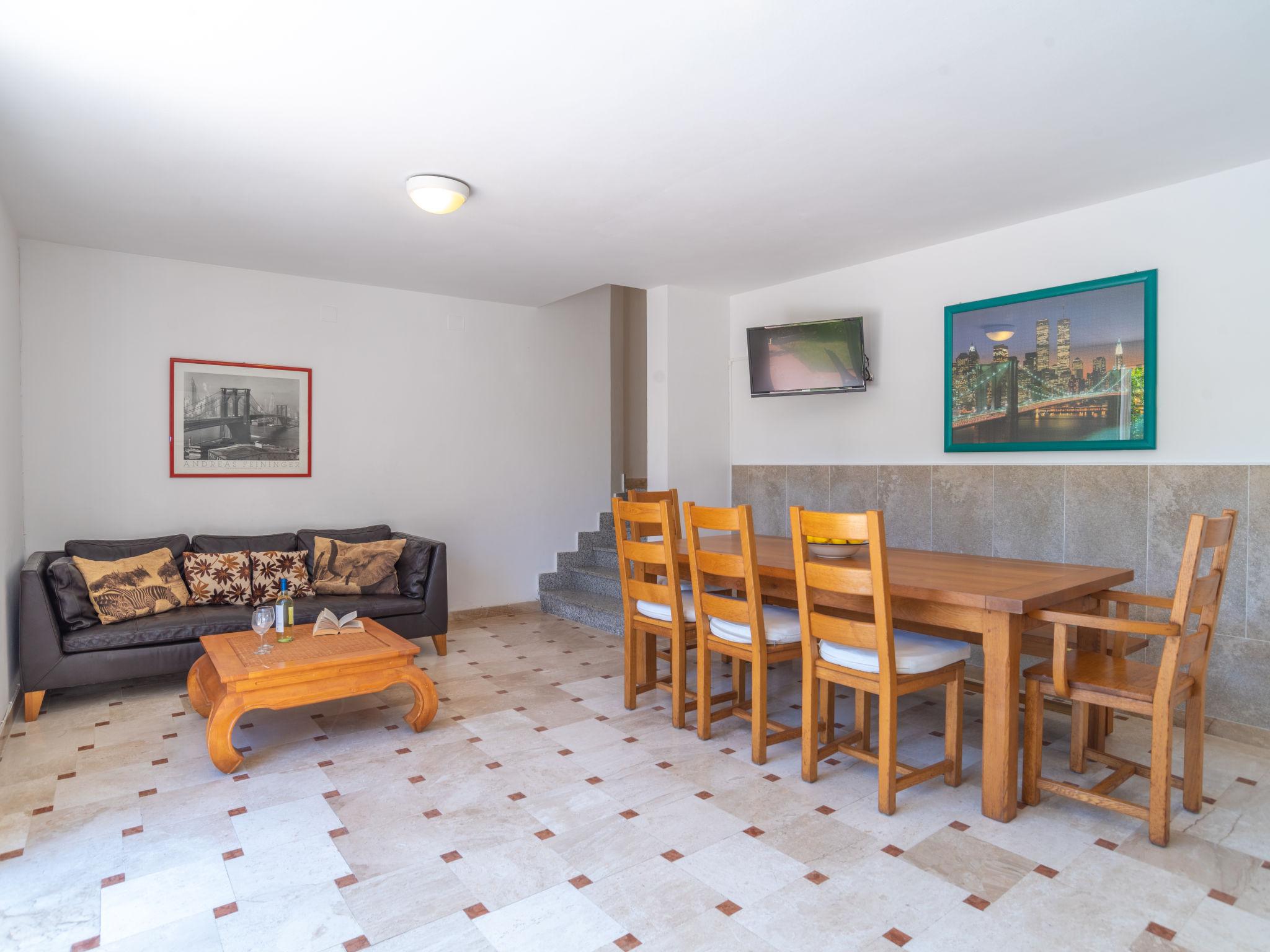 Photo 3 - 3 bedroom Apartment in Stintino with garden and terrace