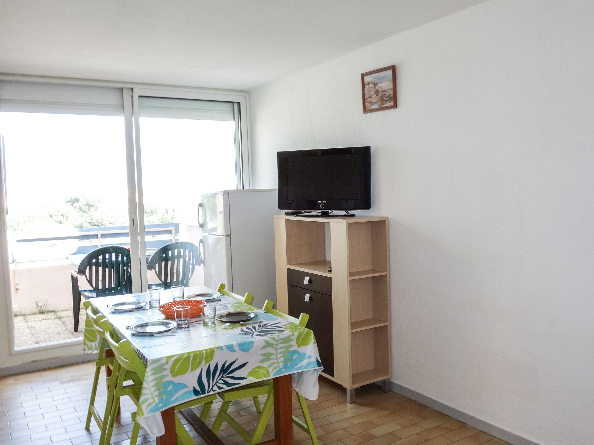 Foto 3 - Apartamento de 2 habitaciones en Leucate con terraza y vistas al mar