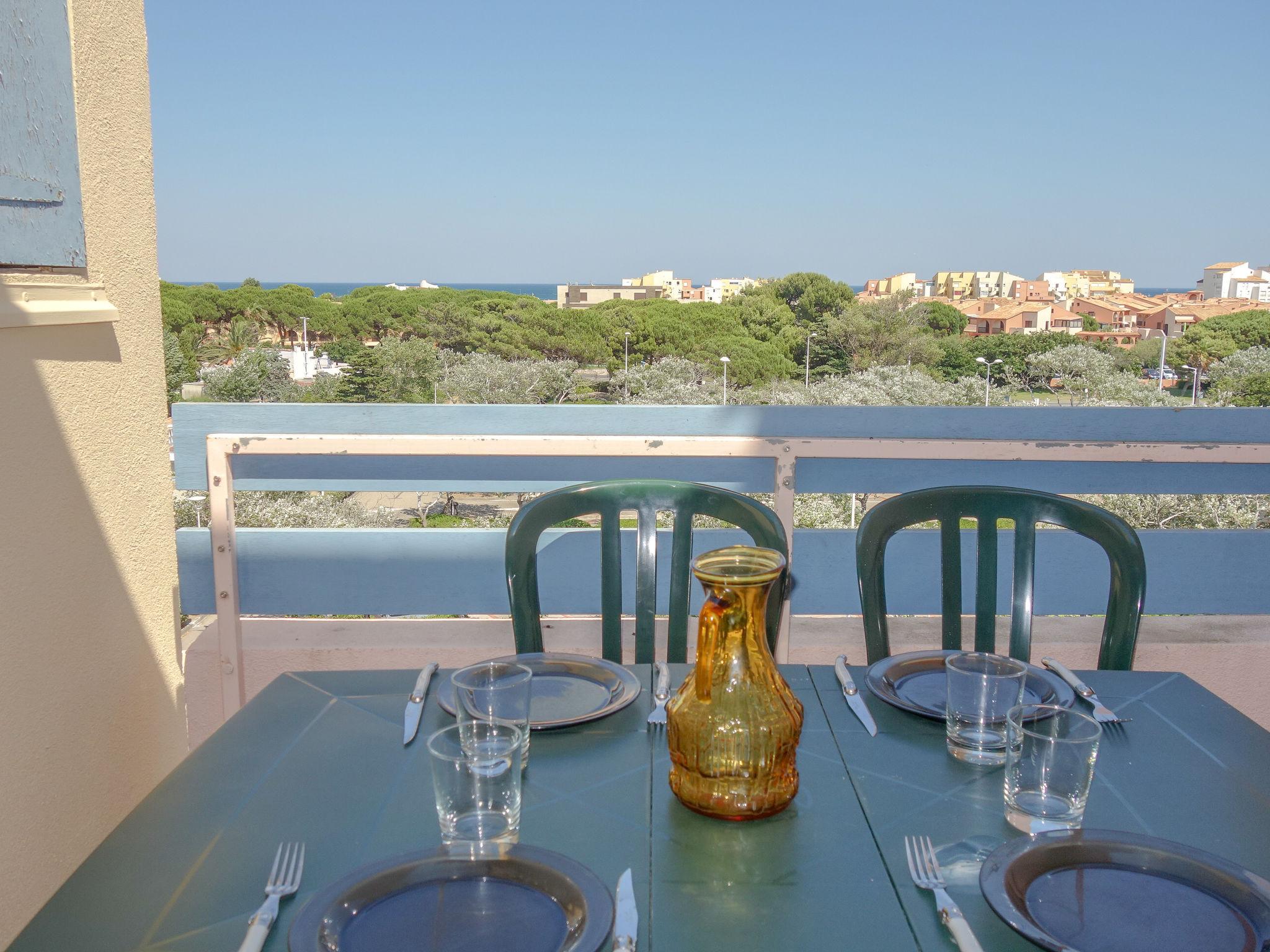 Foto 1 - Appartamento con 2 camere da letto a Leucate con terrazza e vista mare