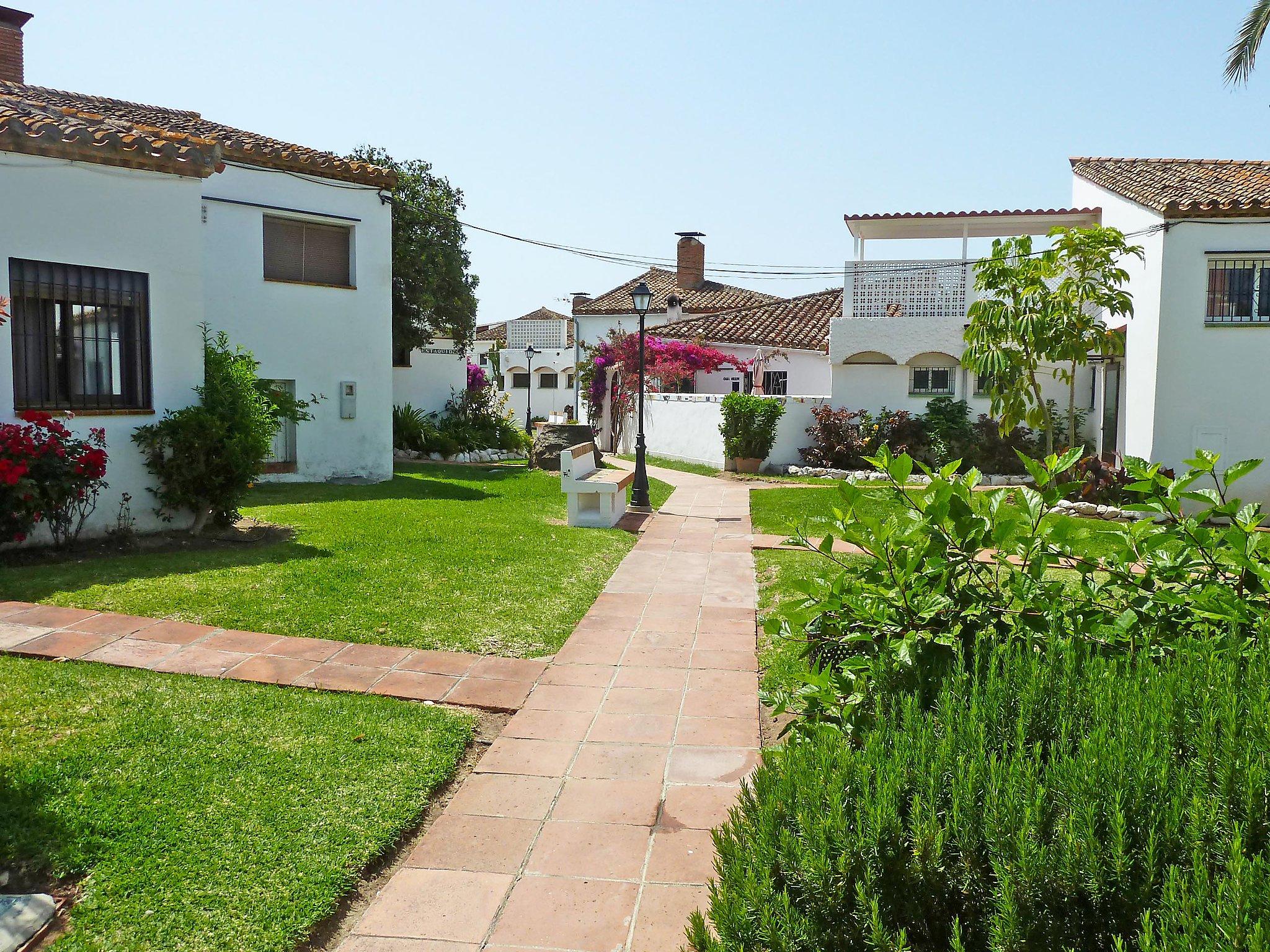 Foto 30 - Appartamento con 1 camera da letto a Estepona con piscina e vista mare