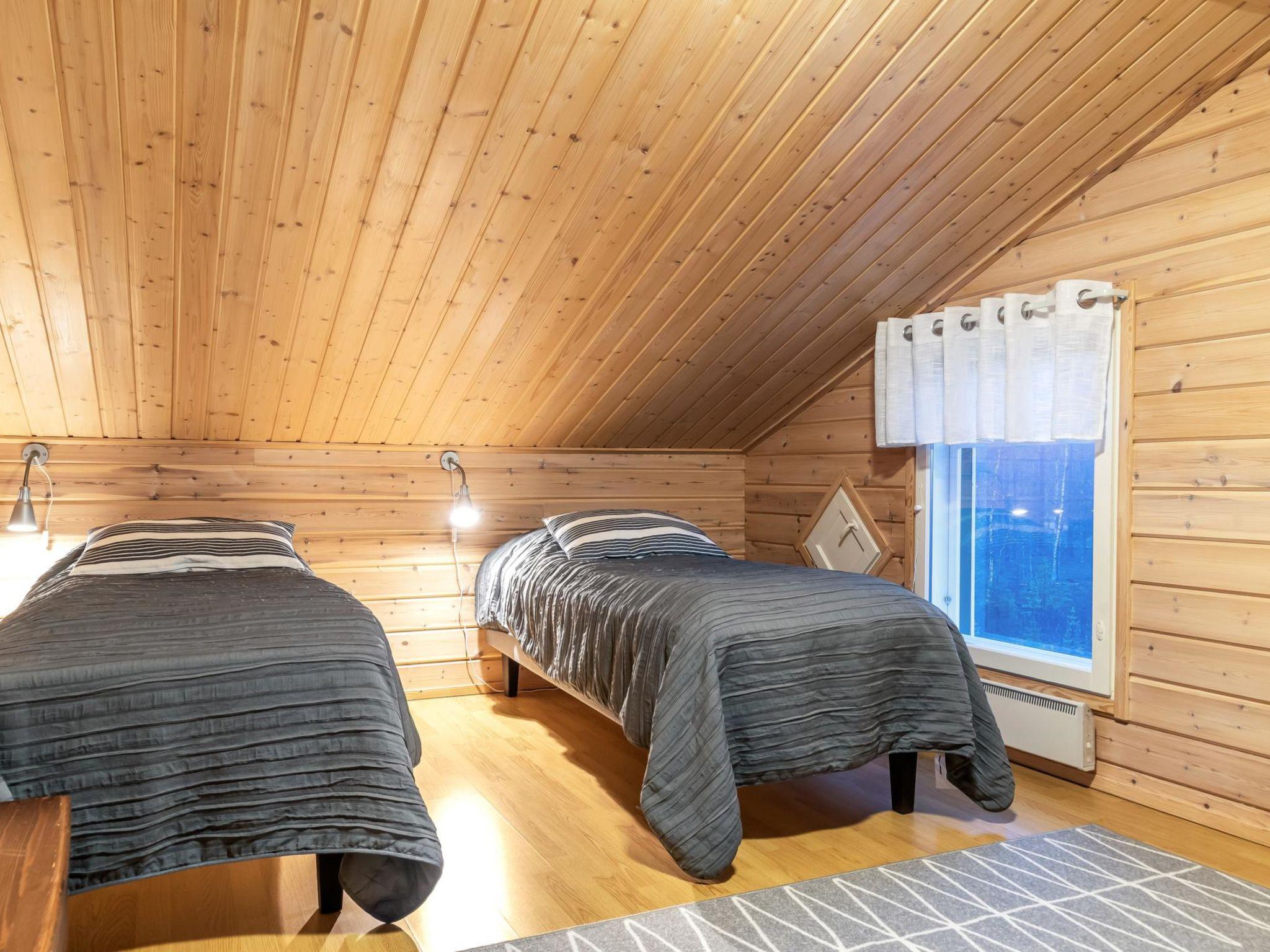Foto 16 - Casa de 1 habitación en Kolari con sauna y vistas a la montaña