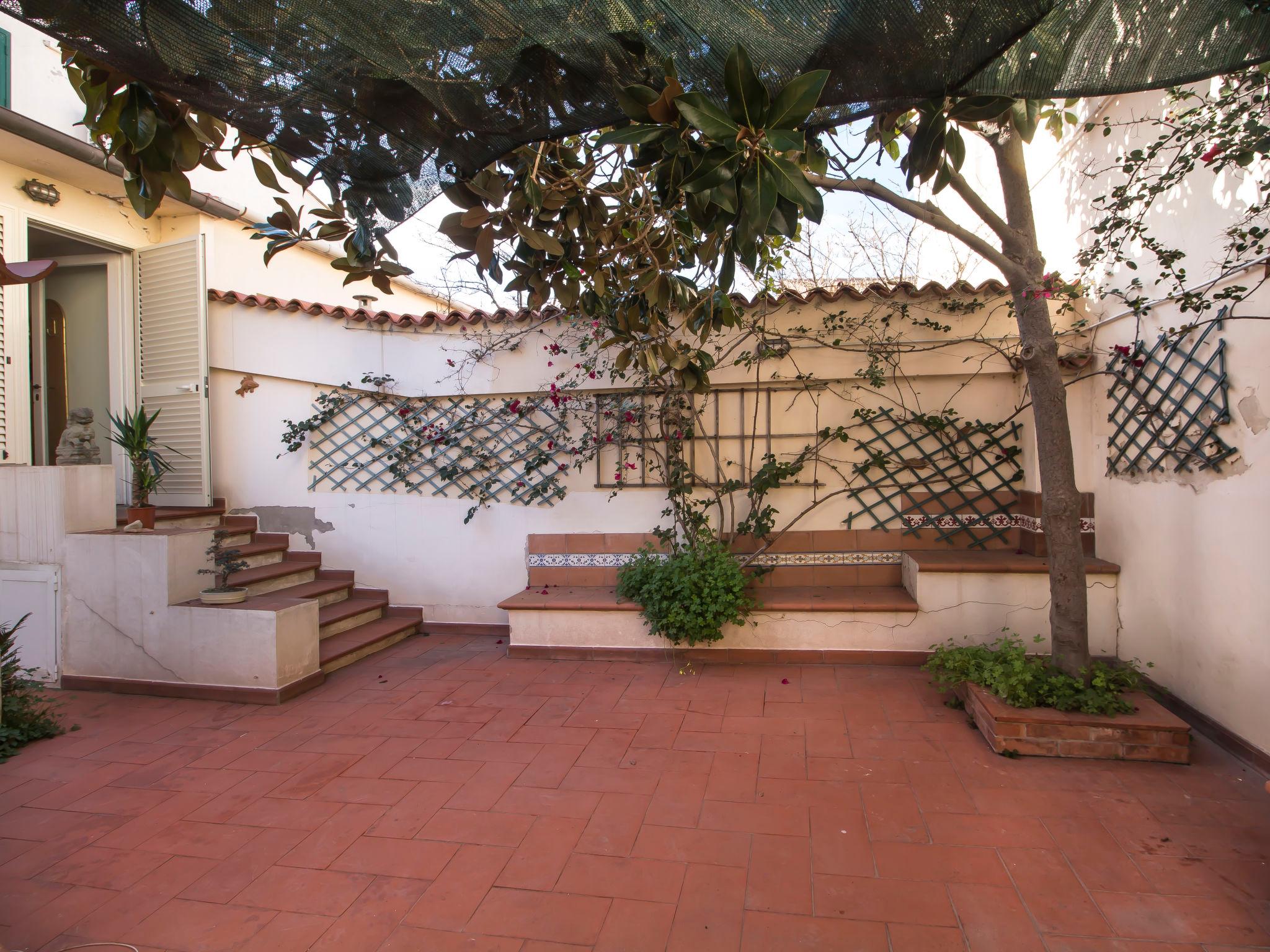 Foto 2 - Casa con 3 camere da letto a Portoferraio con giardino e vista mare