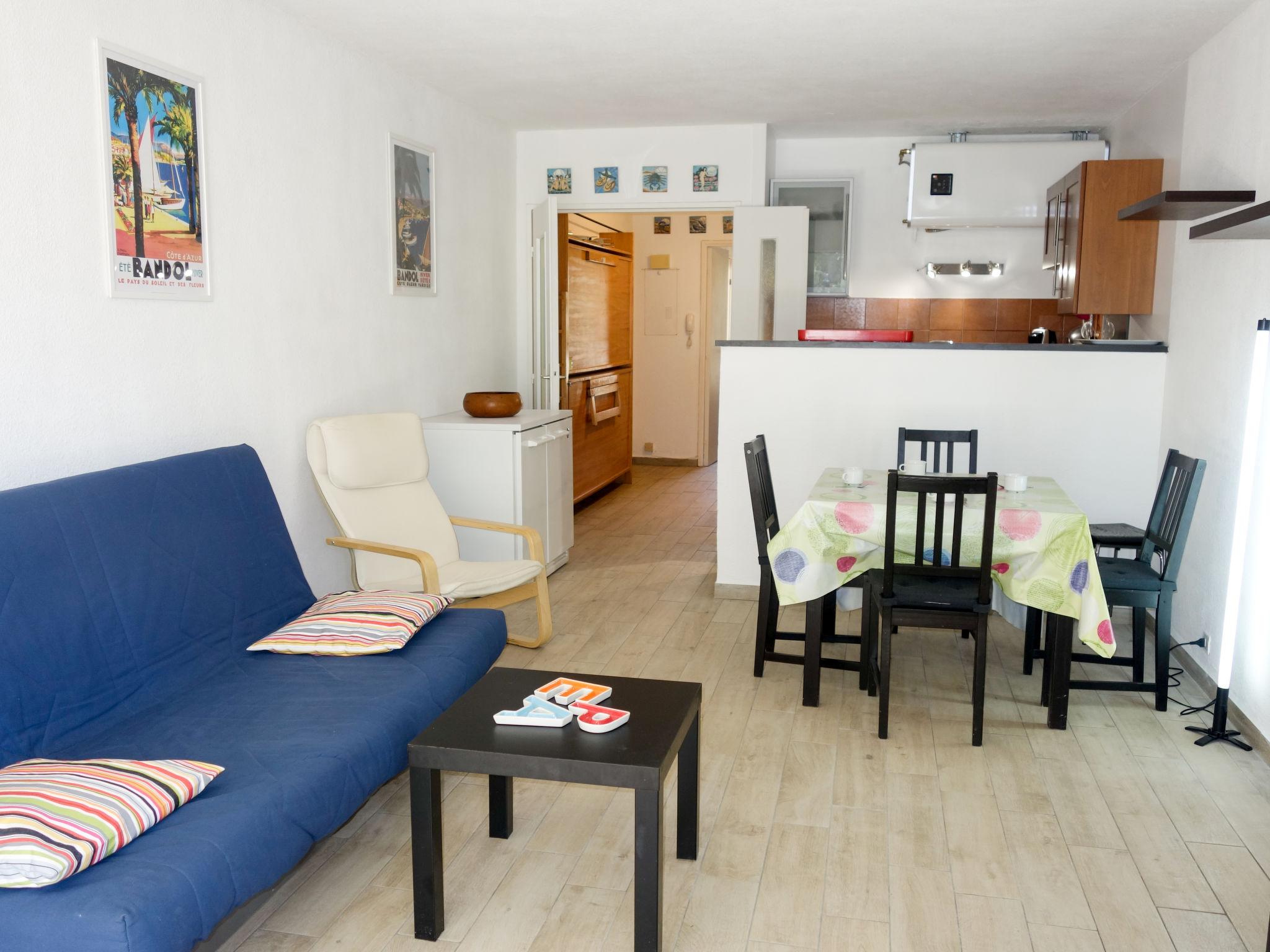 Foto 5 - Apartamento de 1 quarto em Bandol com piscina e terraço