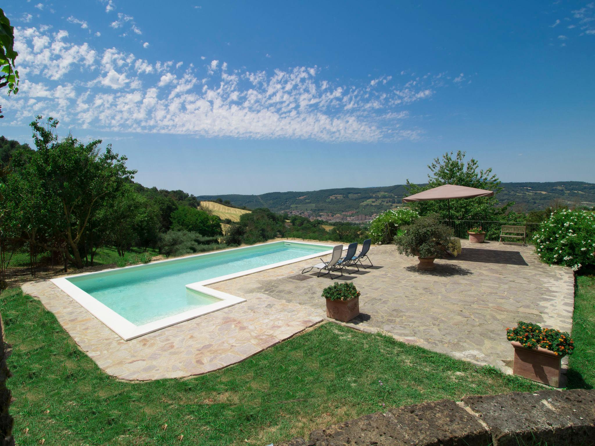 Foto 41 - Casa de 6 habitaciones en Narni con piscina privada y jardín