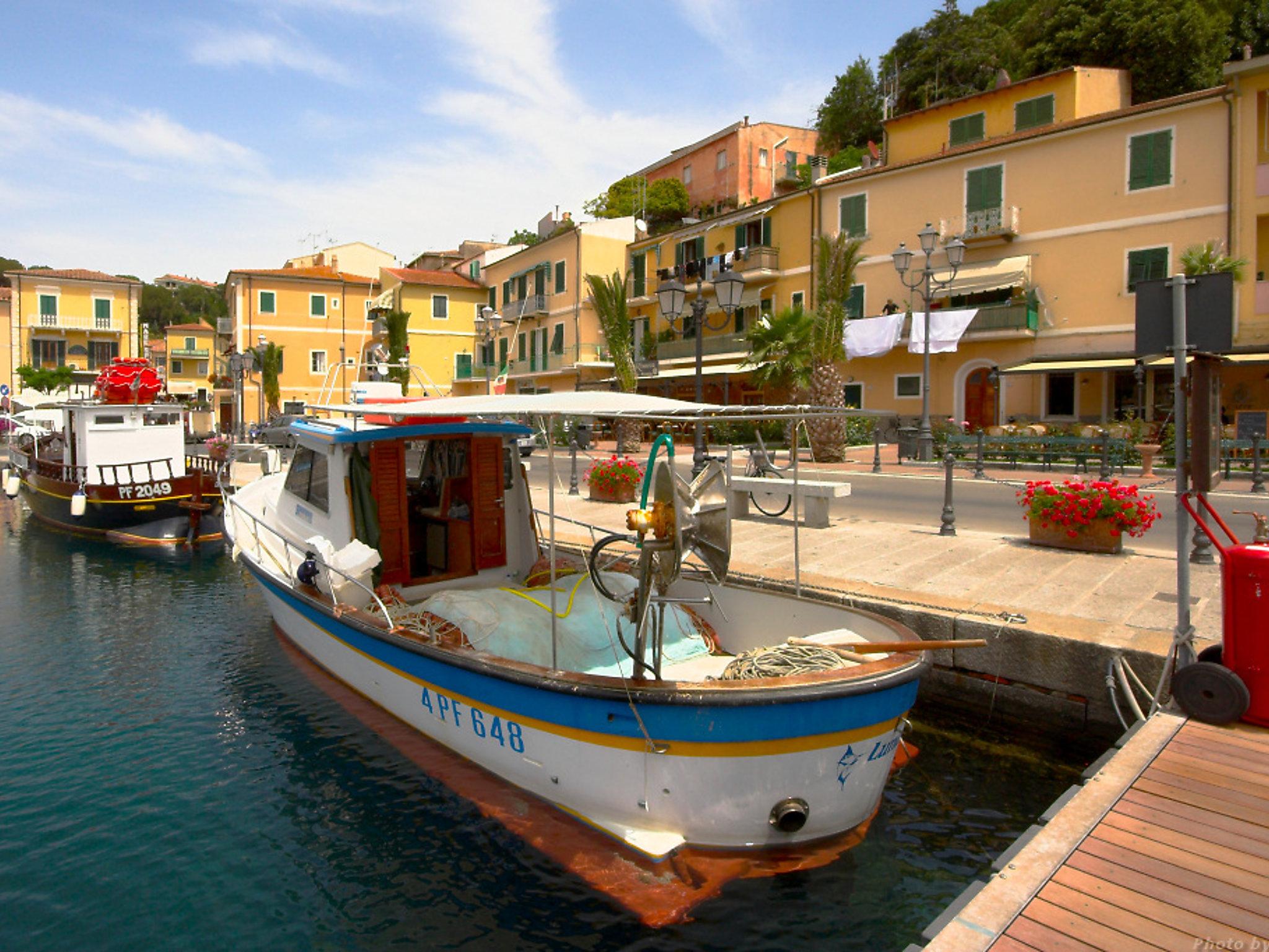 Foto 14 - Appartamento con 1 camera da letto a Porto Azzurro con giardino e vista mare