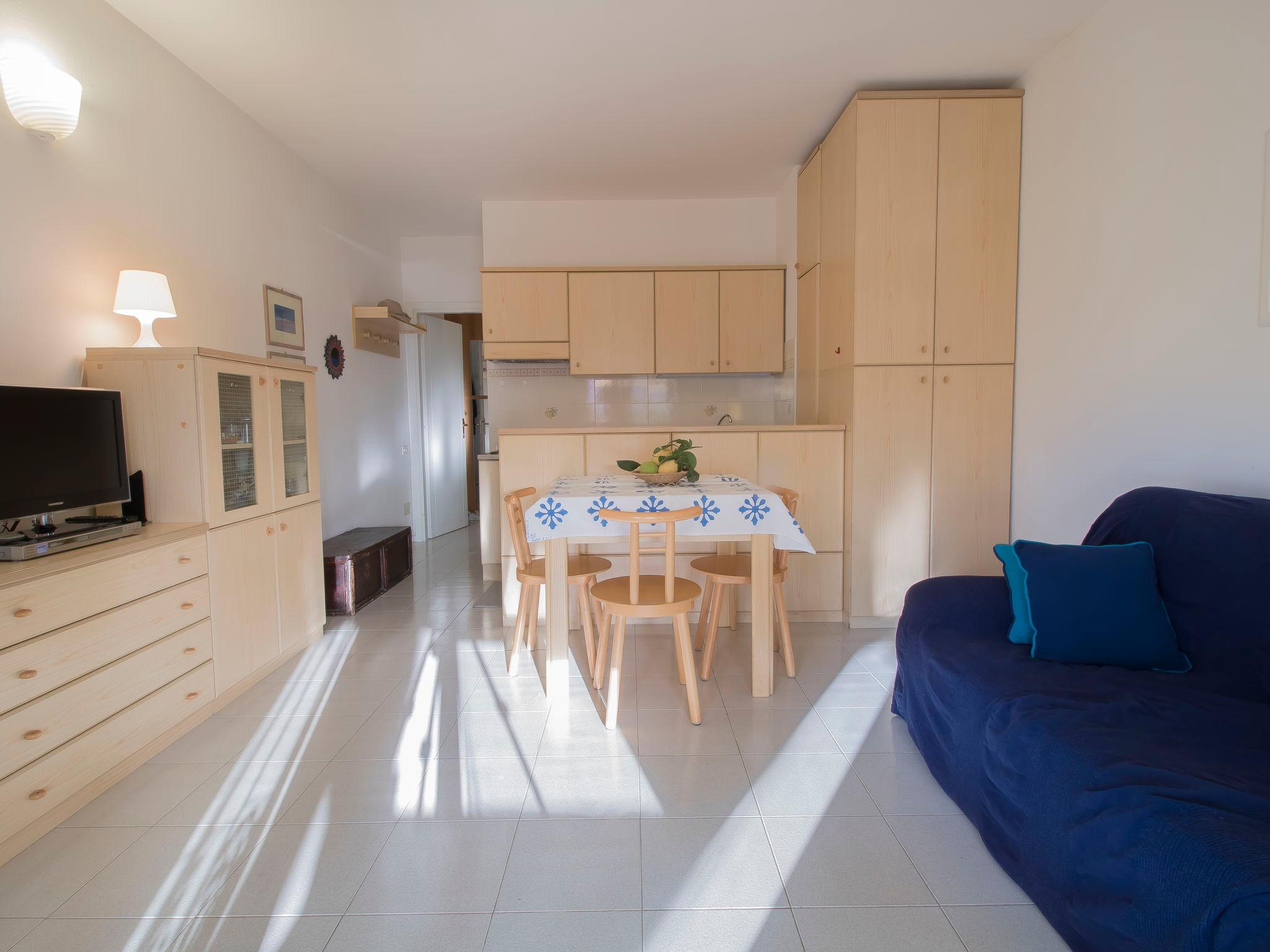 Foto 4 - Apartamento de 1 quarto em Porto Azzurro com jardim