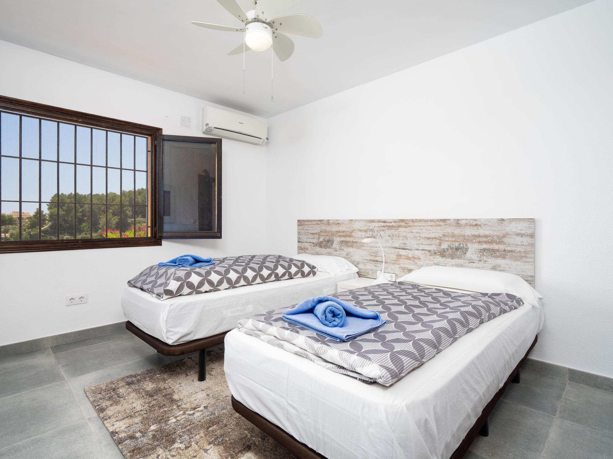 Foto 5 - Appartamento con 2 camere da letto a Teulada con piscina e vista mare