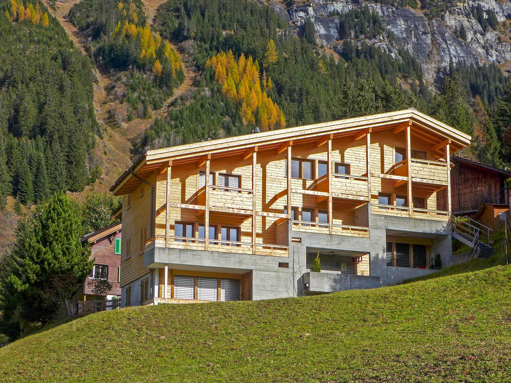 Foto 15 - Apartment mit 4 Schlafzimmern in Lauterbrunnen mit blick auf die berge