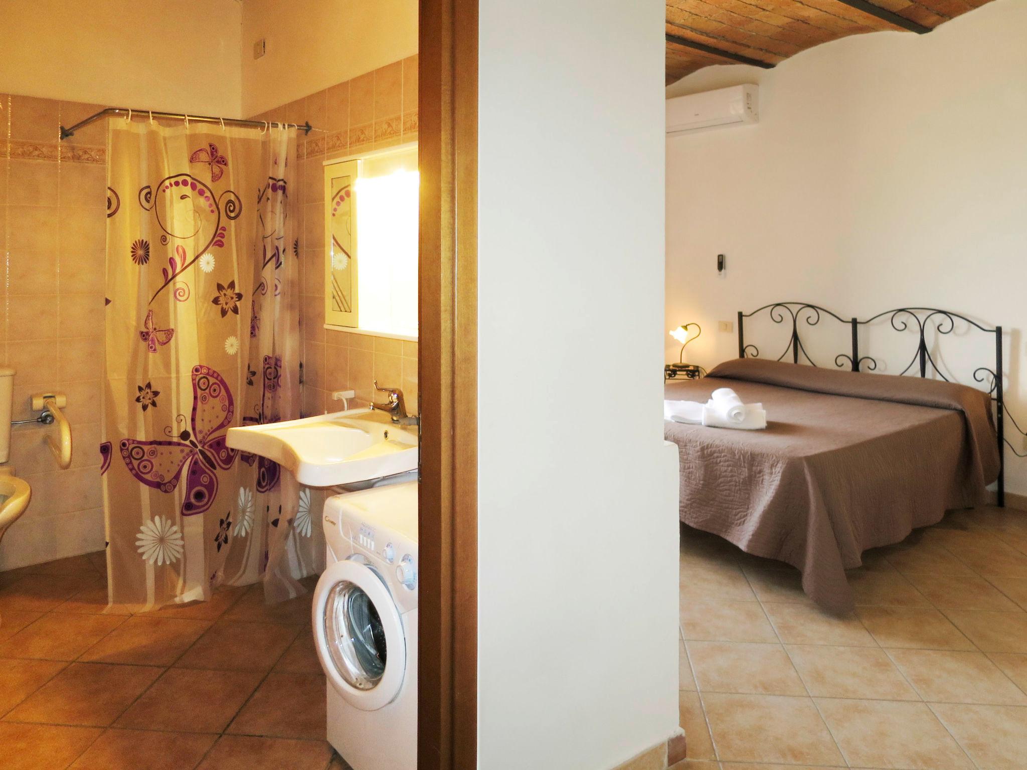Foto 12 - Apartamento de 2 habitaciones en Magliano in Toscana con jardín