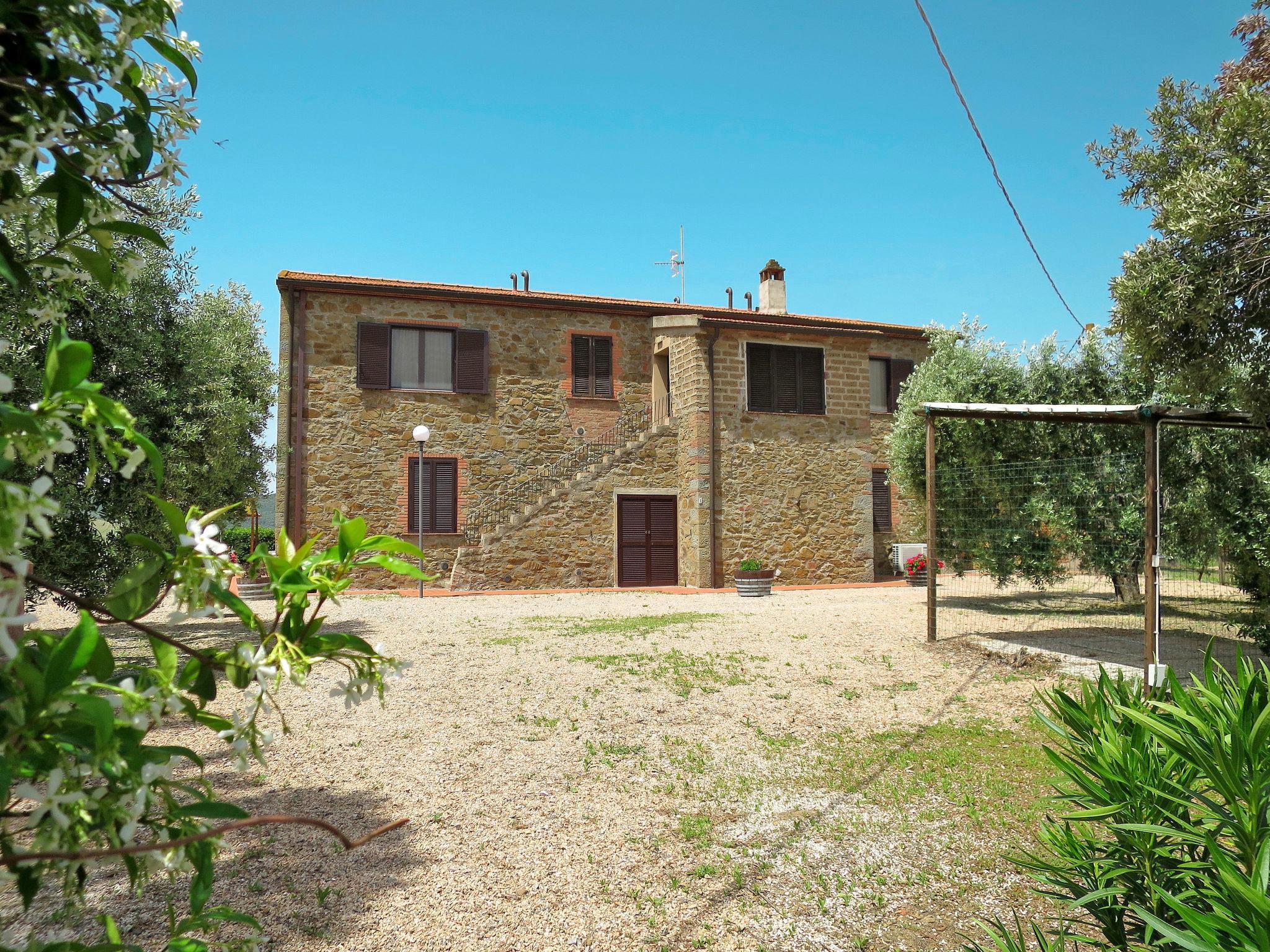 Foto 2 - Apartamento de 2 habitaciones en Magliano in Toscana con jardín