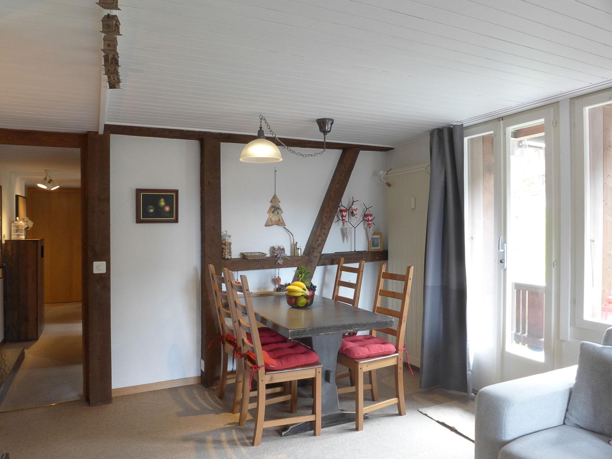 Photo 3 - 1 bedroom Apartment in Lauterbrunnen with mountain view