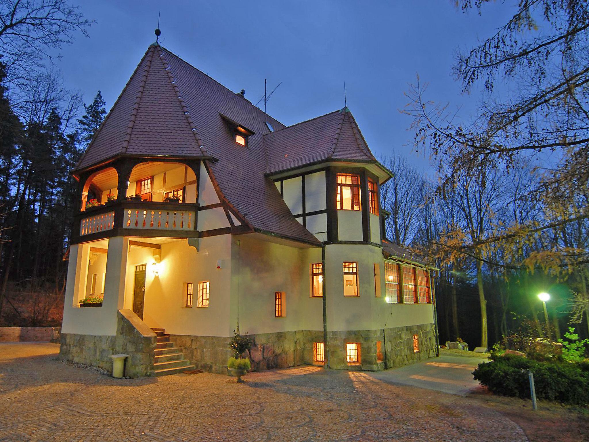 Foto 33 - Casa de 5 quartos em Podgórzyn com piscina e vista para a montanha