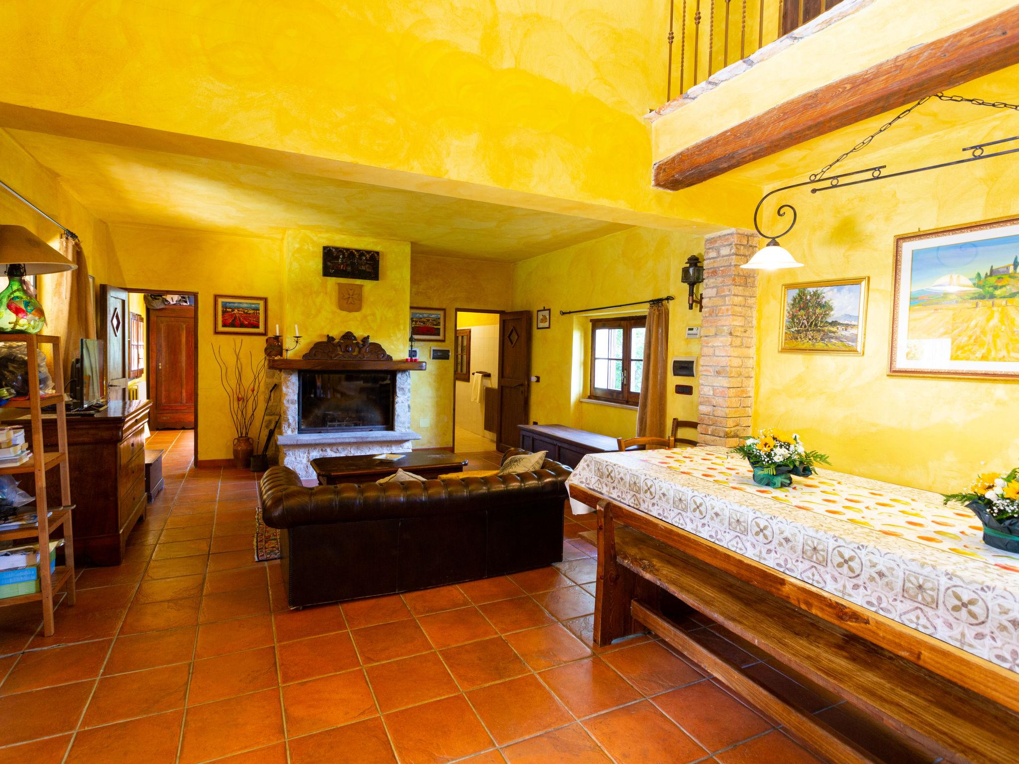 Photo 10 - 3 bedroom House in Casalbordino with swimming pool and garden