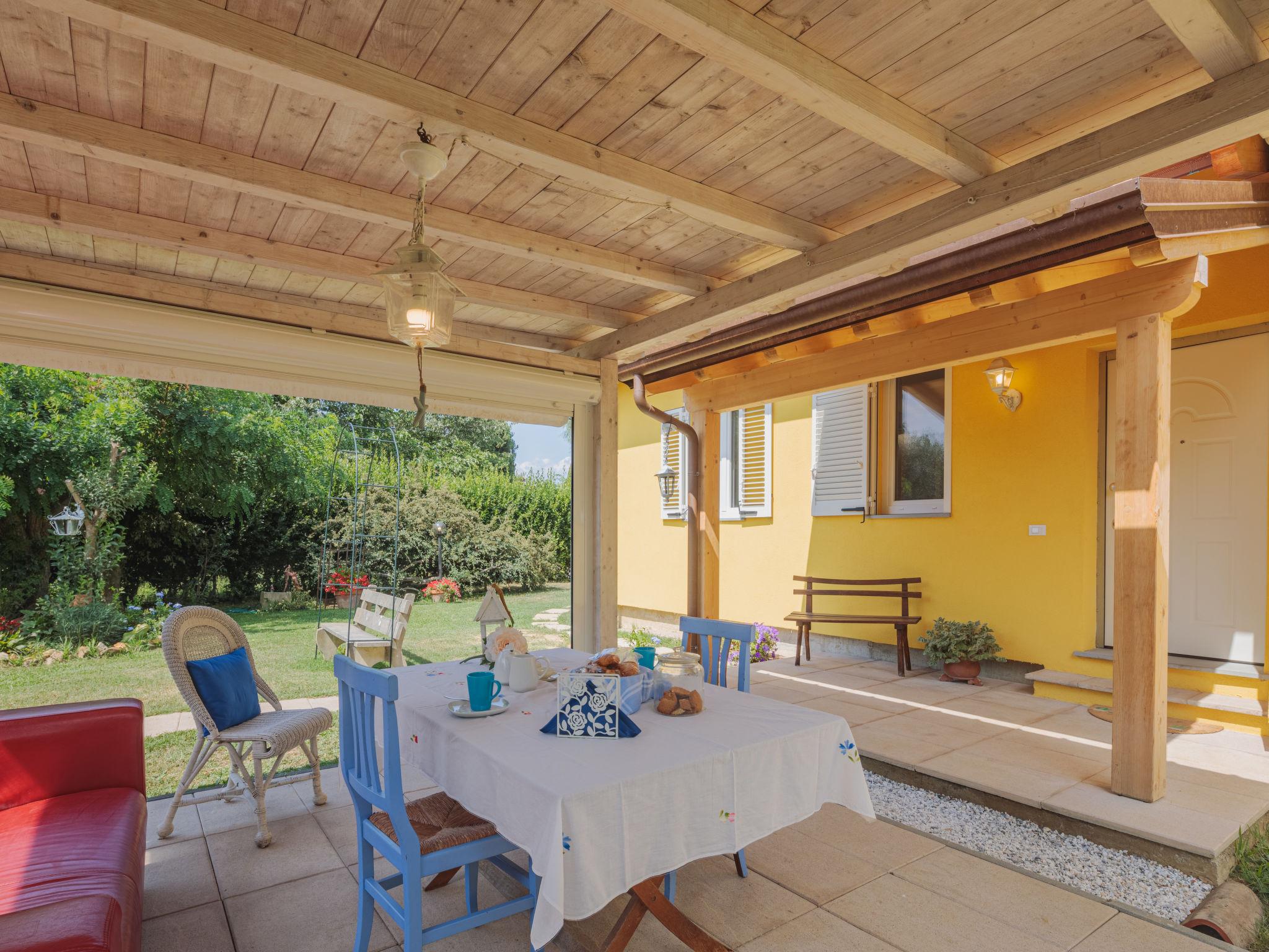 Photo 5 - Maison de 2 chambres à Camaiore avec piscine privée et jardin