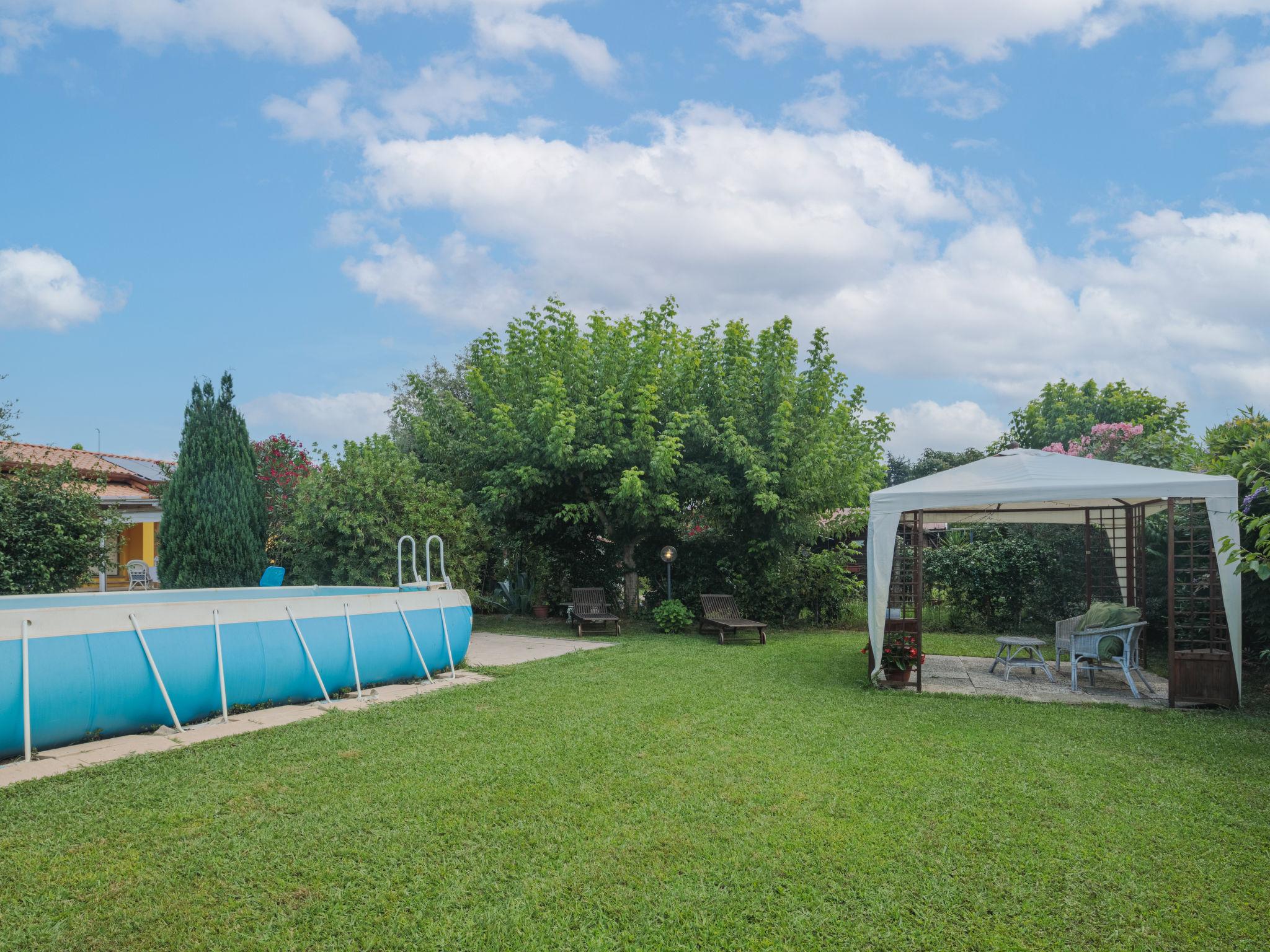 Foto 32 - Casa con 2 camere da letto a Camaiore con piscina privata e vista mare