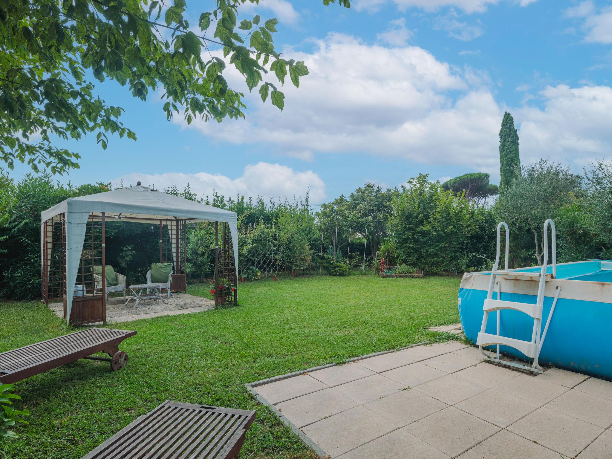 Photo 30 - 2 bedroom House in Camaiore with private pool and garden