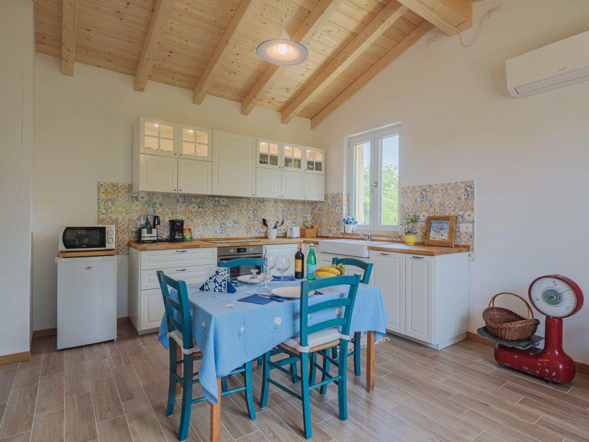 Photo 7 - Maison de 2 chambres à Camaiore avec piscine privée et jardin