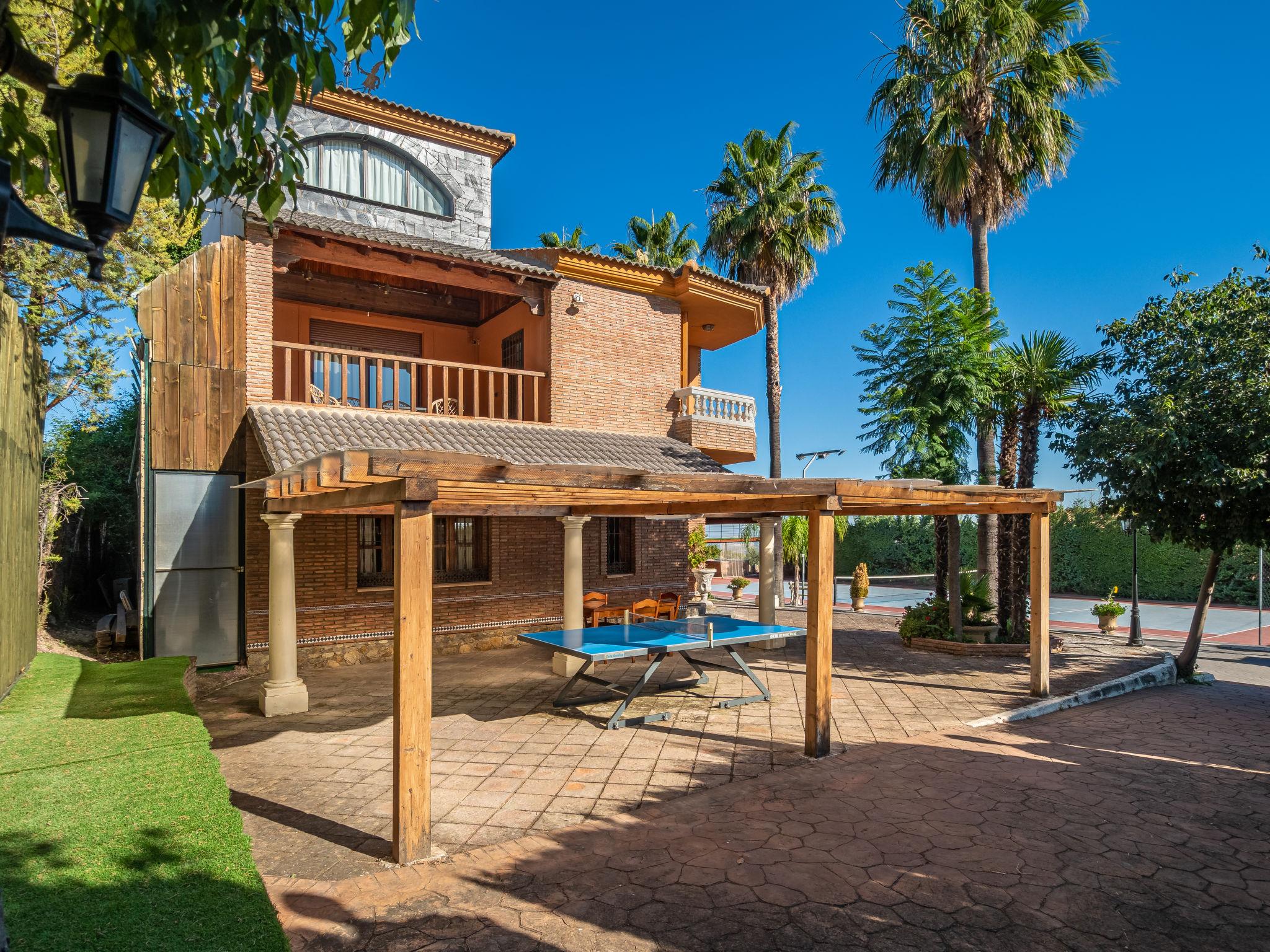 Photo 35 - Maison de 7 chambres à Baena avec piscine privée et jardin