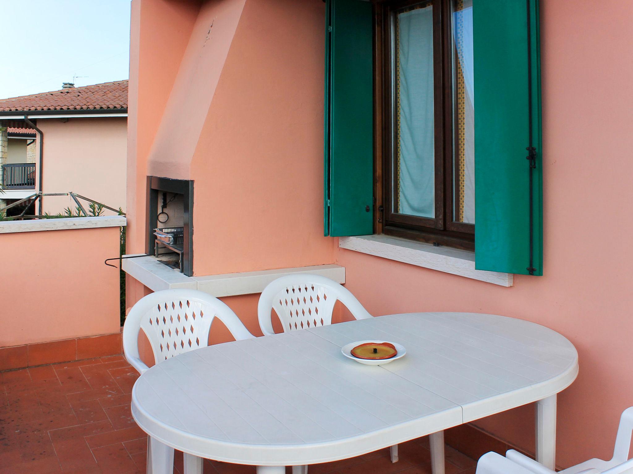 Photo 3 - Appartement de 2 chambres à Lazise avec piscine et jardin