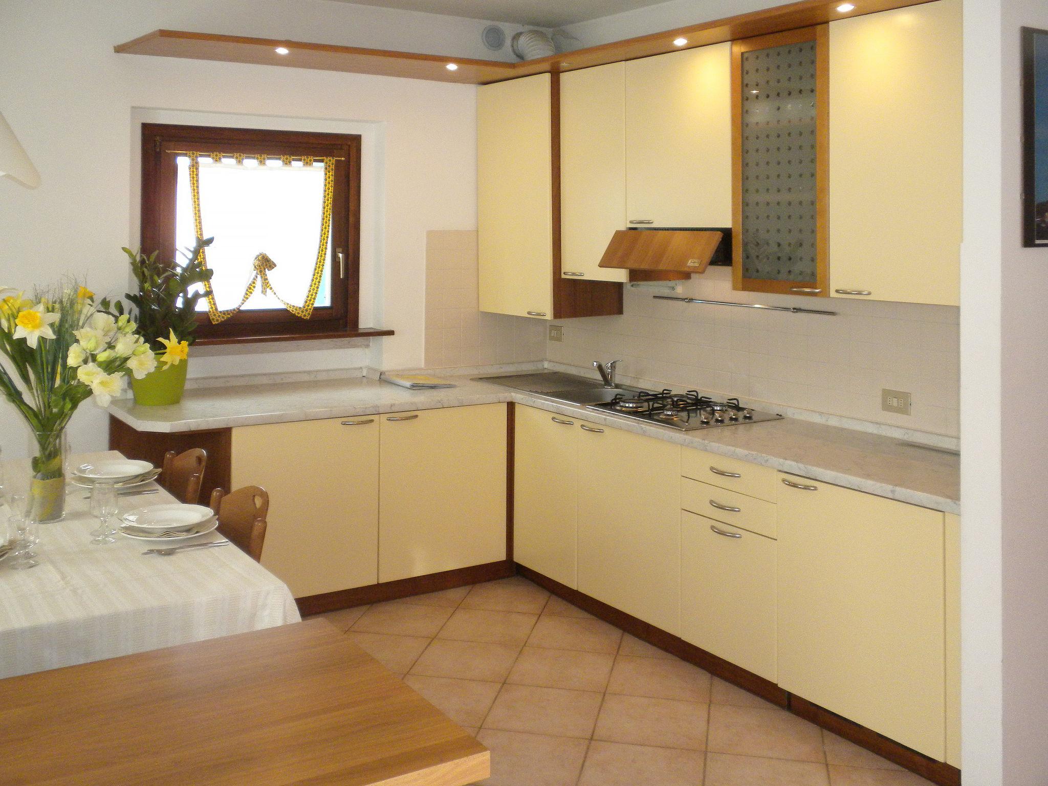 Photo 7 - 2 bedroom Apartment in Lazise with swimming pool and garden