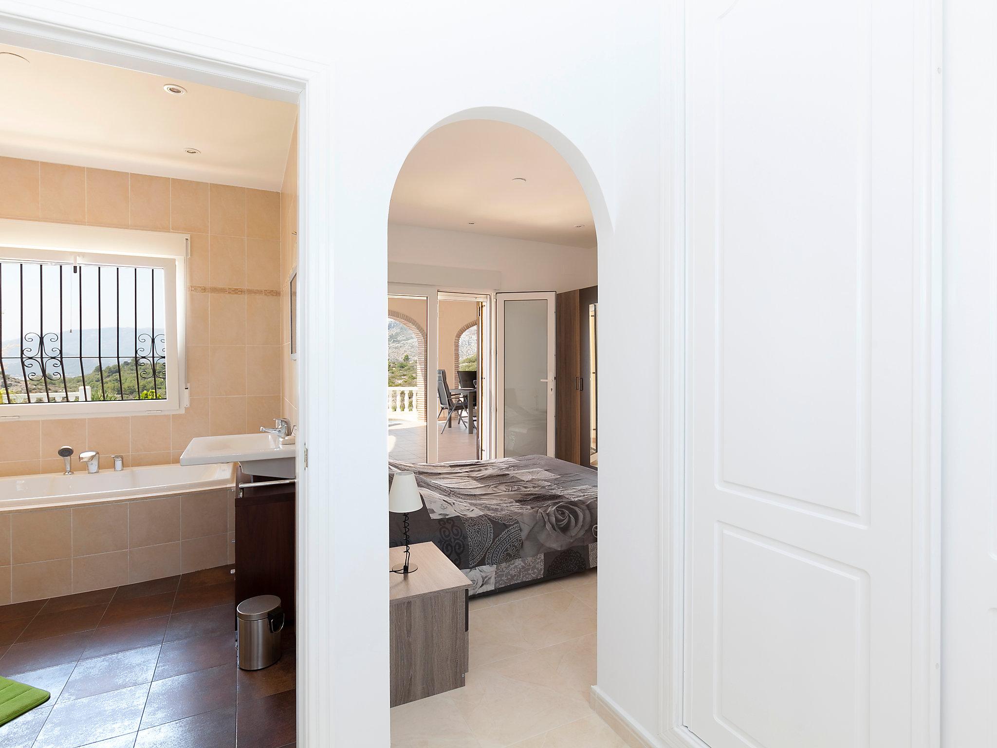 Foto 12 - Casa con 3 camere da letto a El Ràfol d'Almúnia con piscina privata e vista mare