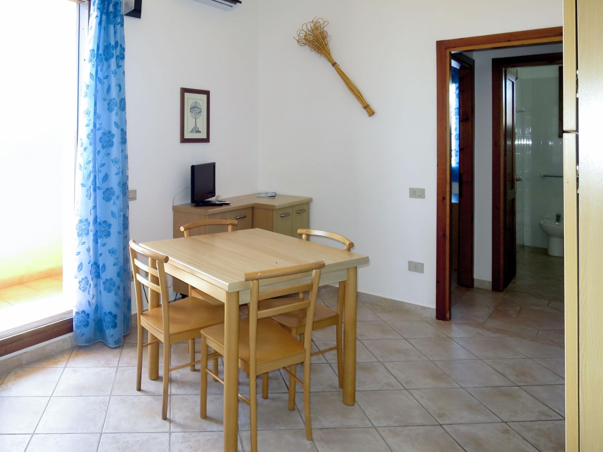 Photo 9 - 1 bedroom Apartment in Villaputzu with swimming pool and terrace