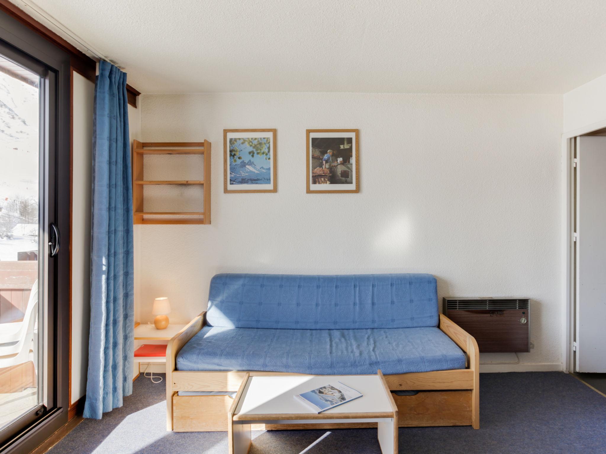 Foto 9 - Appartamento con 2 camere da letto a Villarembert con piscina e vista sulle montagne