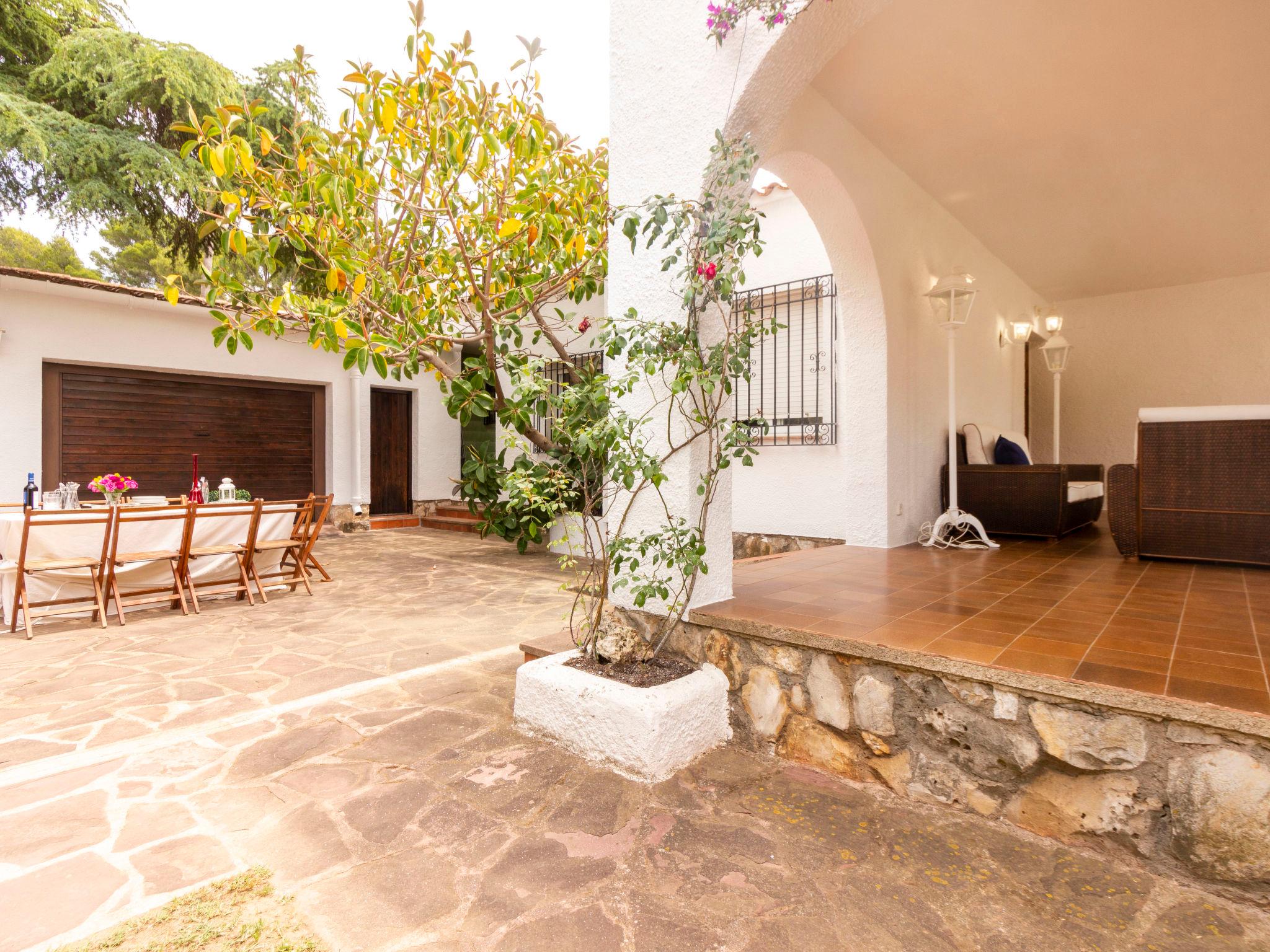 Photo 38 - Maison de 5 chambres à Cambrils avec jardin et terrasse