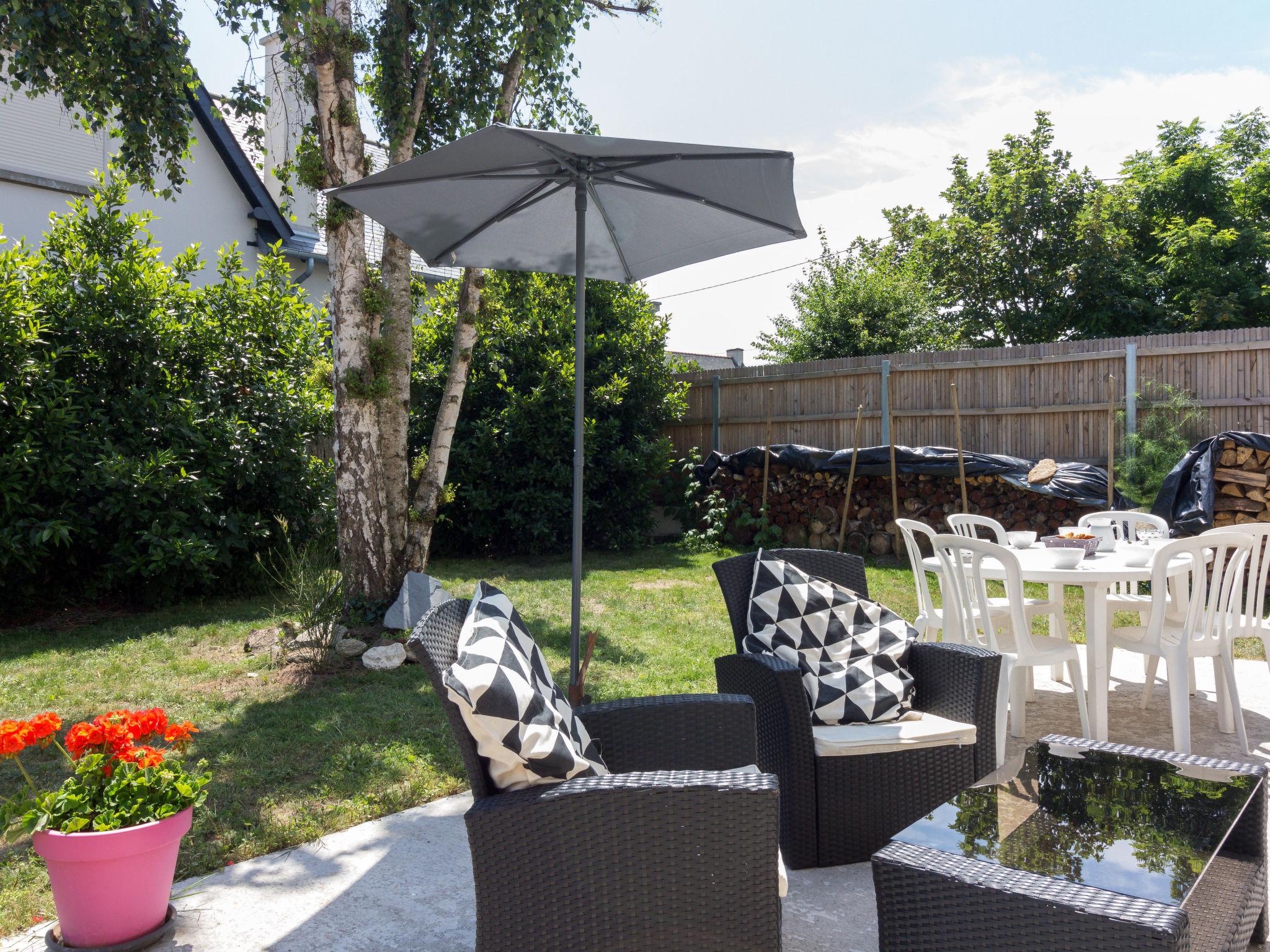 Photo 21 - Maison de 4 chambres à Saint-Lunaire avec jardin et terrasse