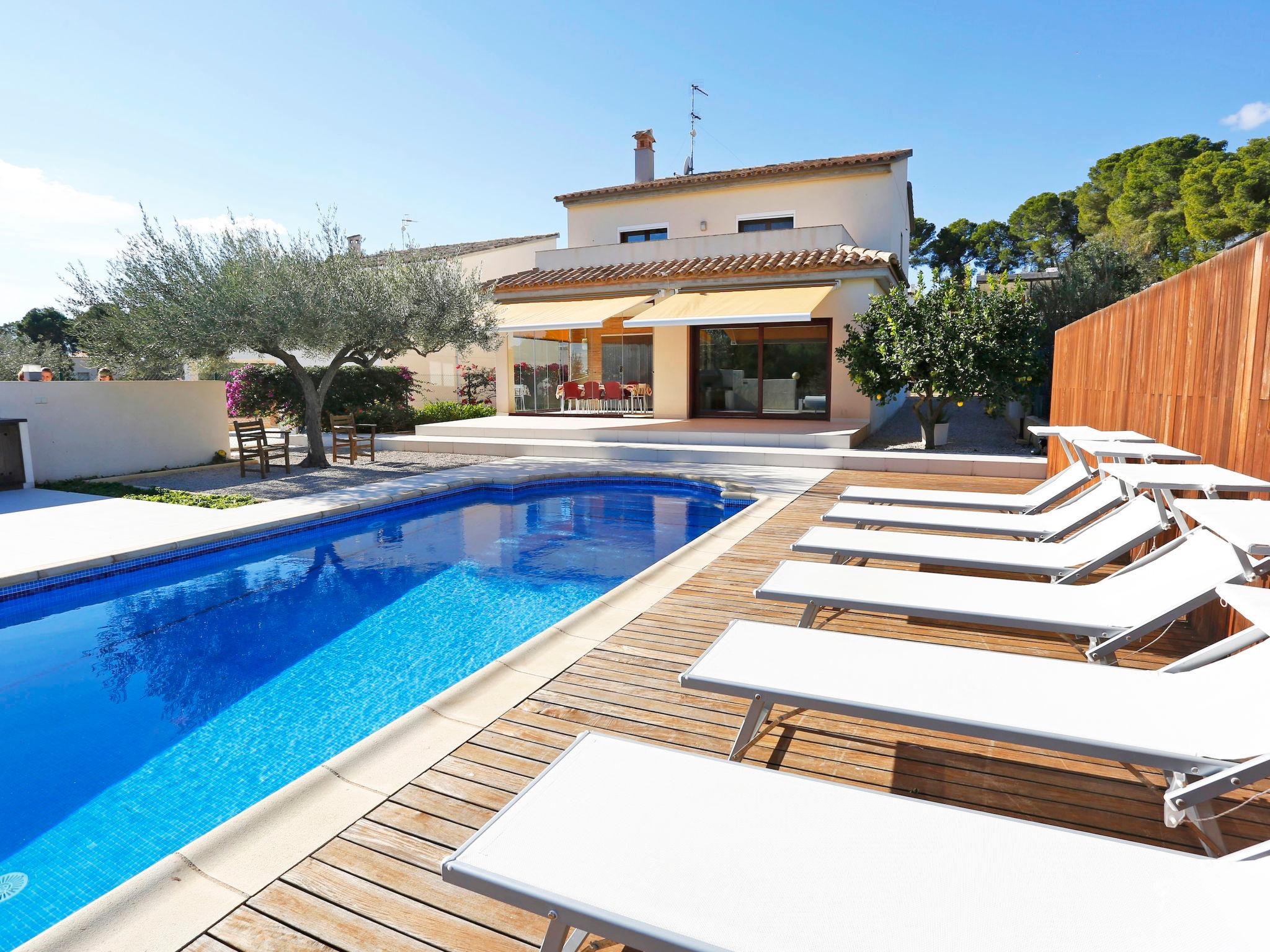 Photo 1 - Maison de 4 chambres à l'Ampolla avec piscine privée et jardin